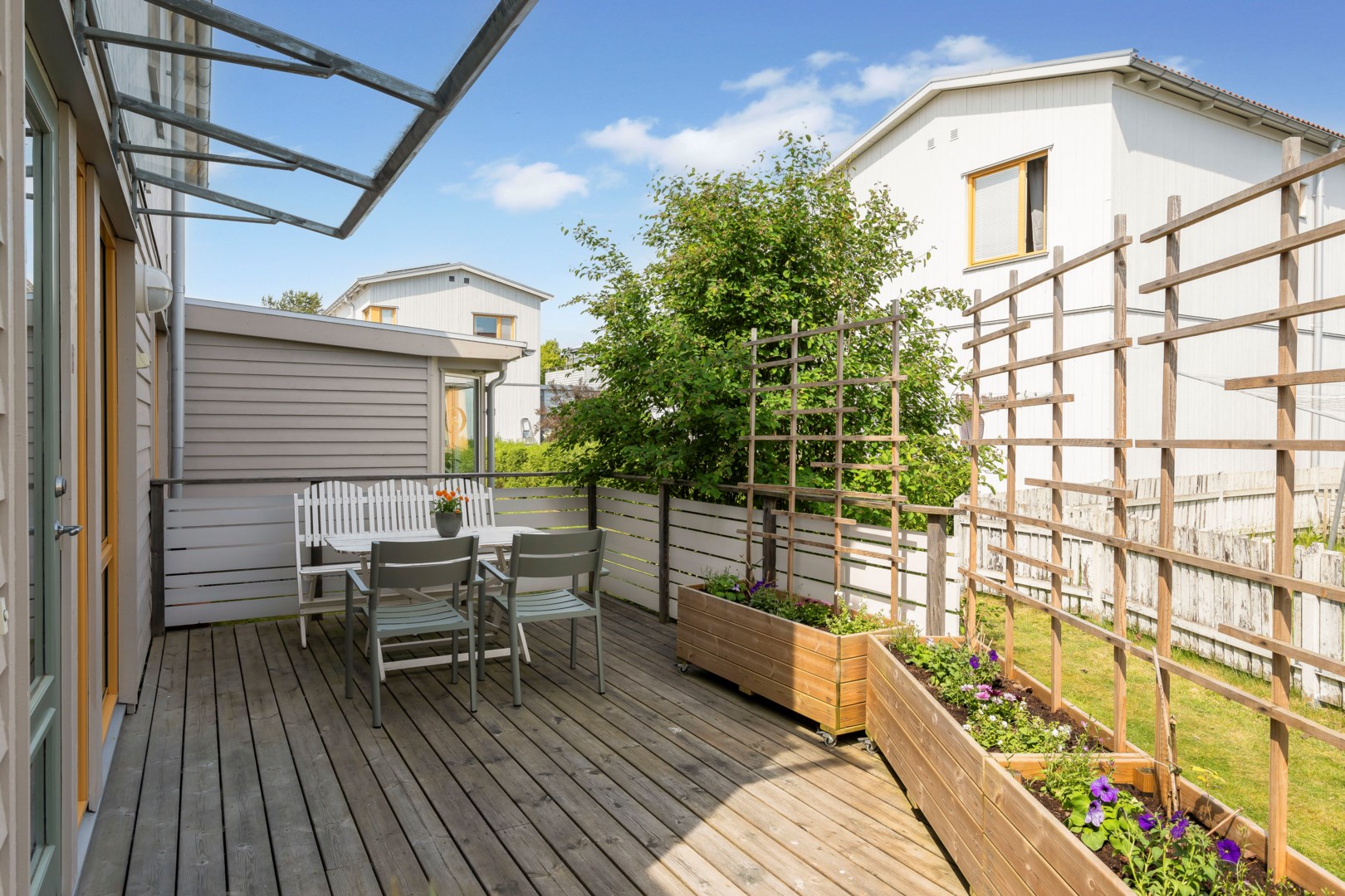 Bostadsbild från Rubinvägen 17, Såld i Herrhagen, Uppsala