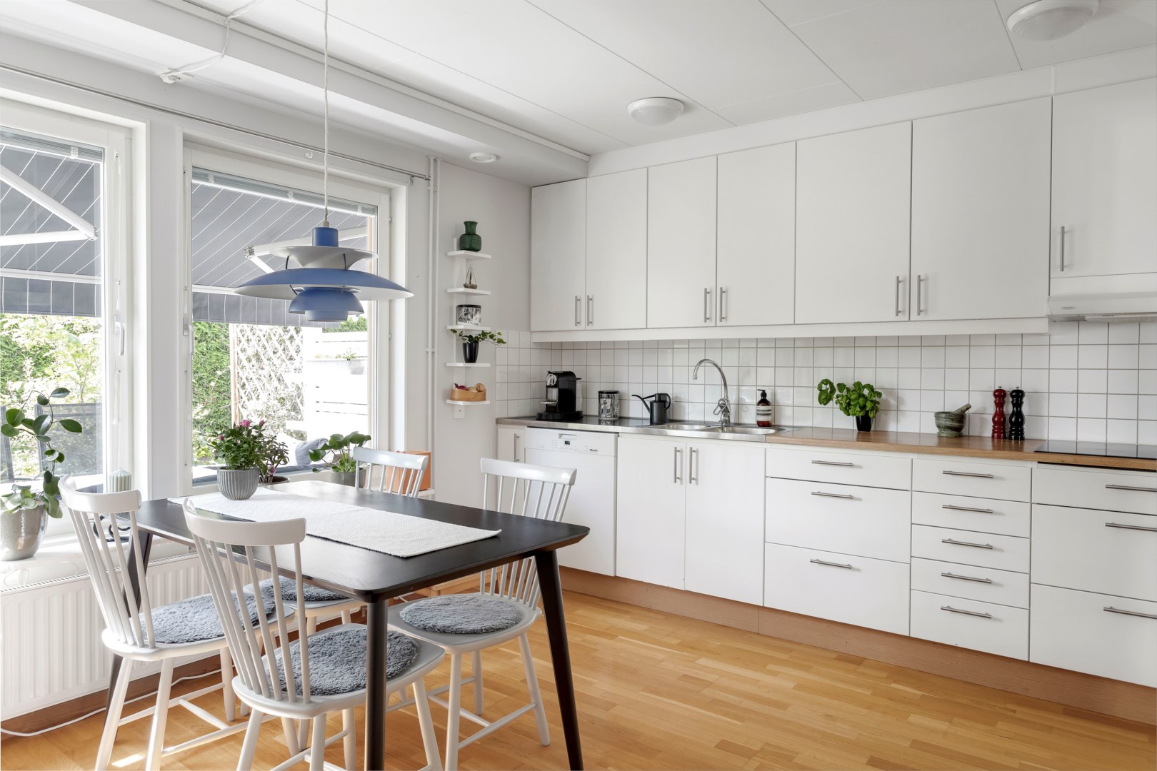 Bostadsbild från Rubinvägen 17, Såld i Herrhagen, Uppsala