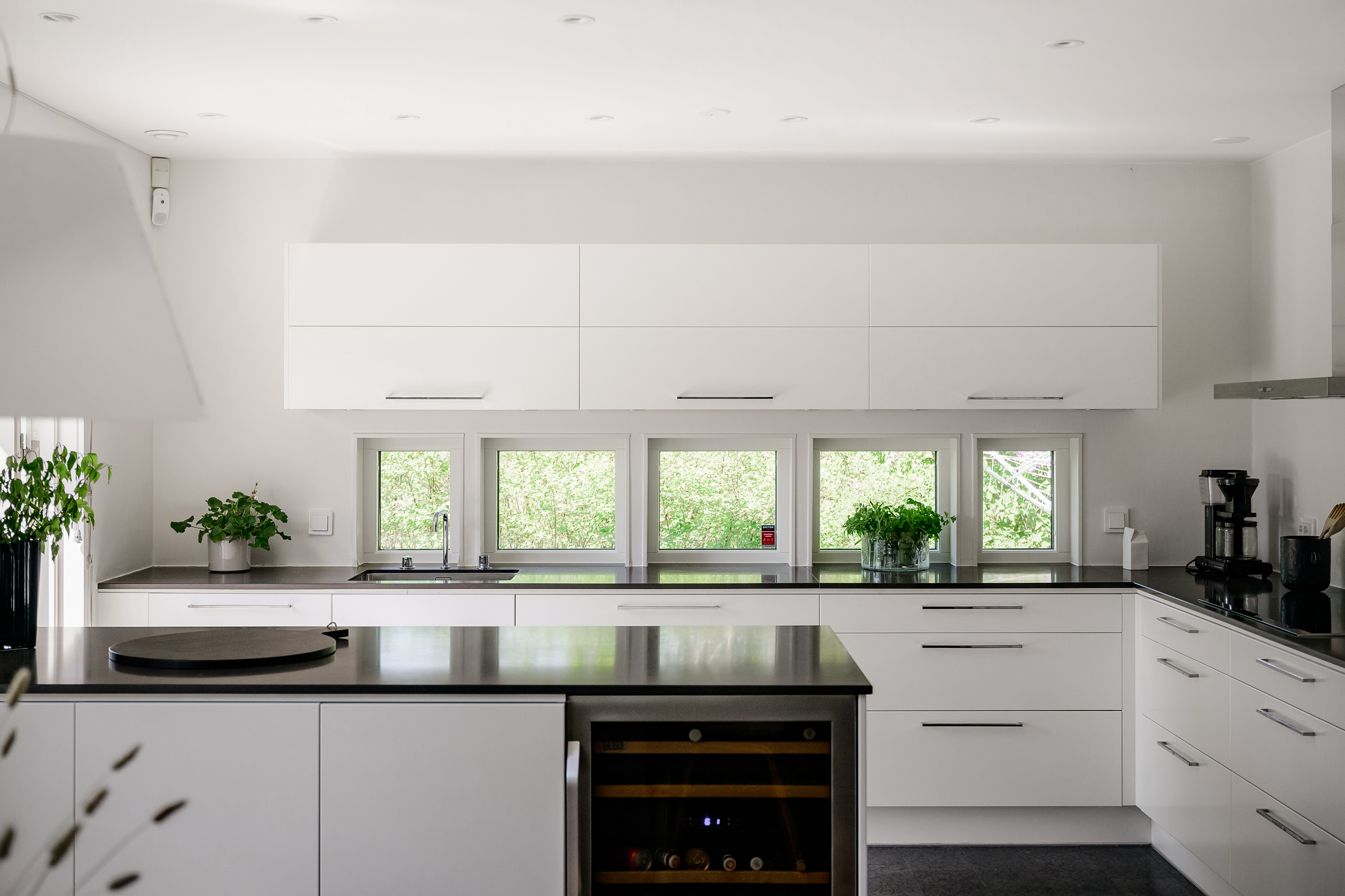 Bostadsbild från Liljekonvaljens väg 28, Såld i Lännersta, Nacka