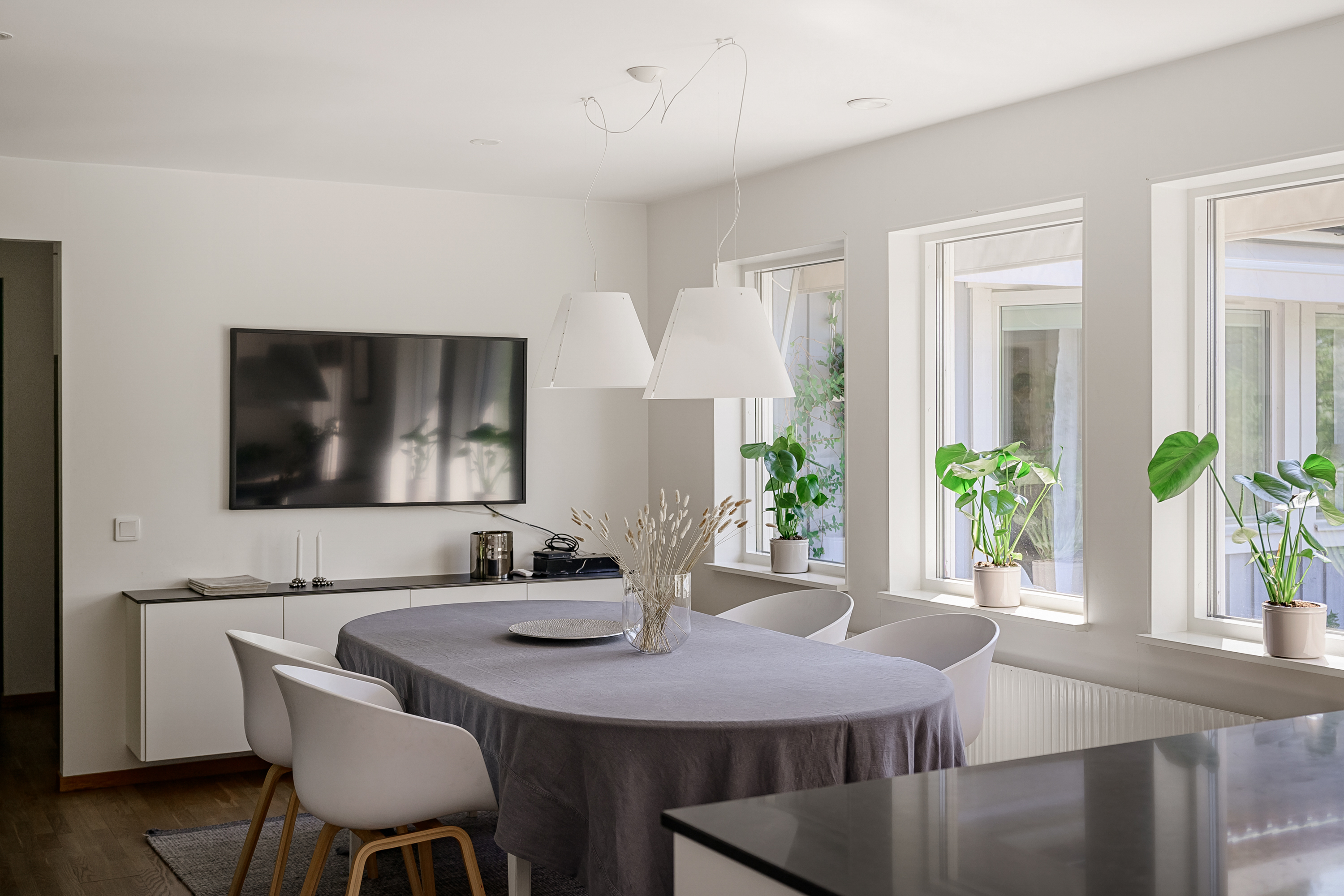 Bostadsbild från Liljekonvaljens väg 28, Såld i Lännersta, Nacka