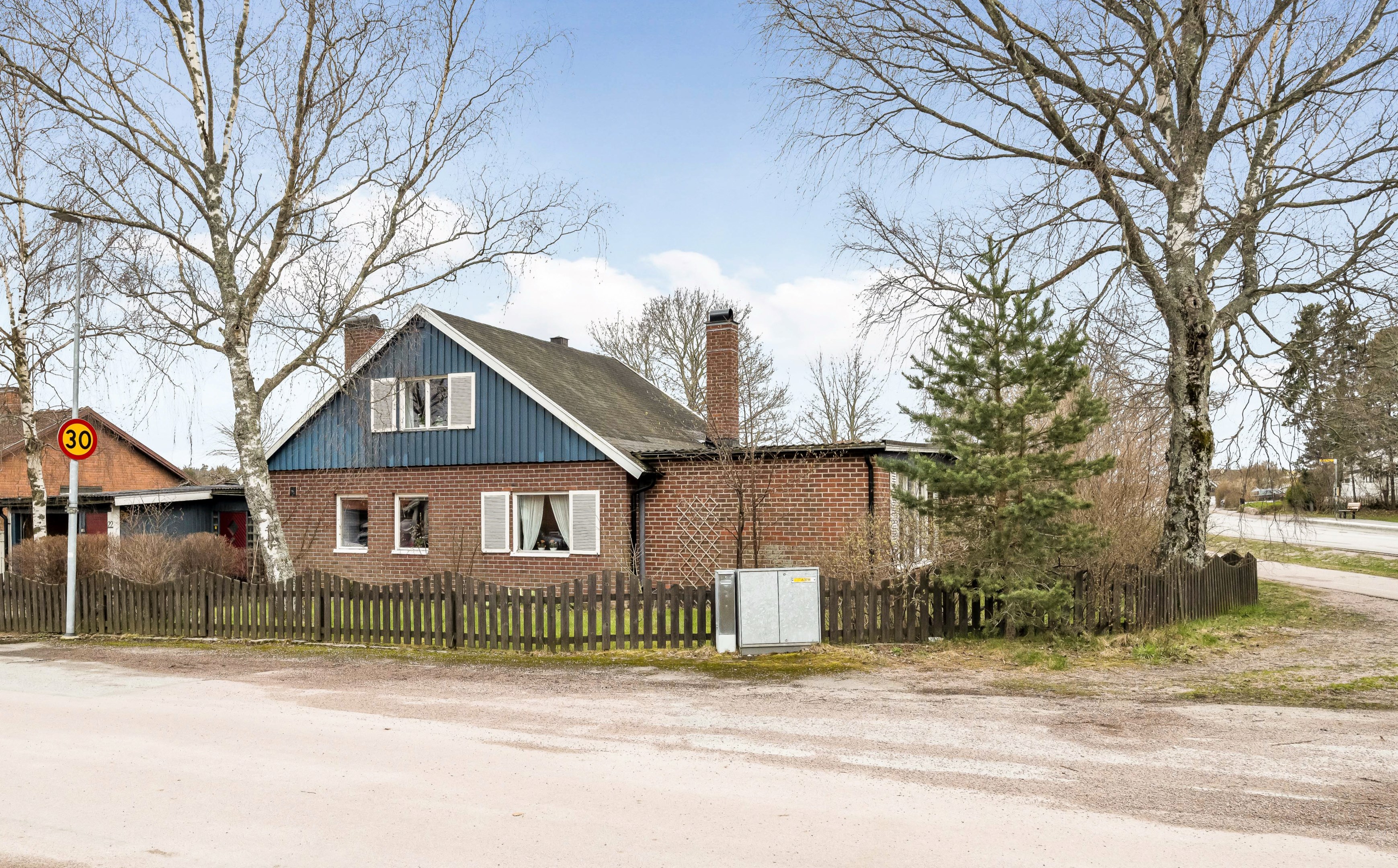 Bostadsbild från Rörbäcksvägen 22, Såld i Nåntuna, Uppsala