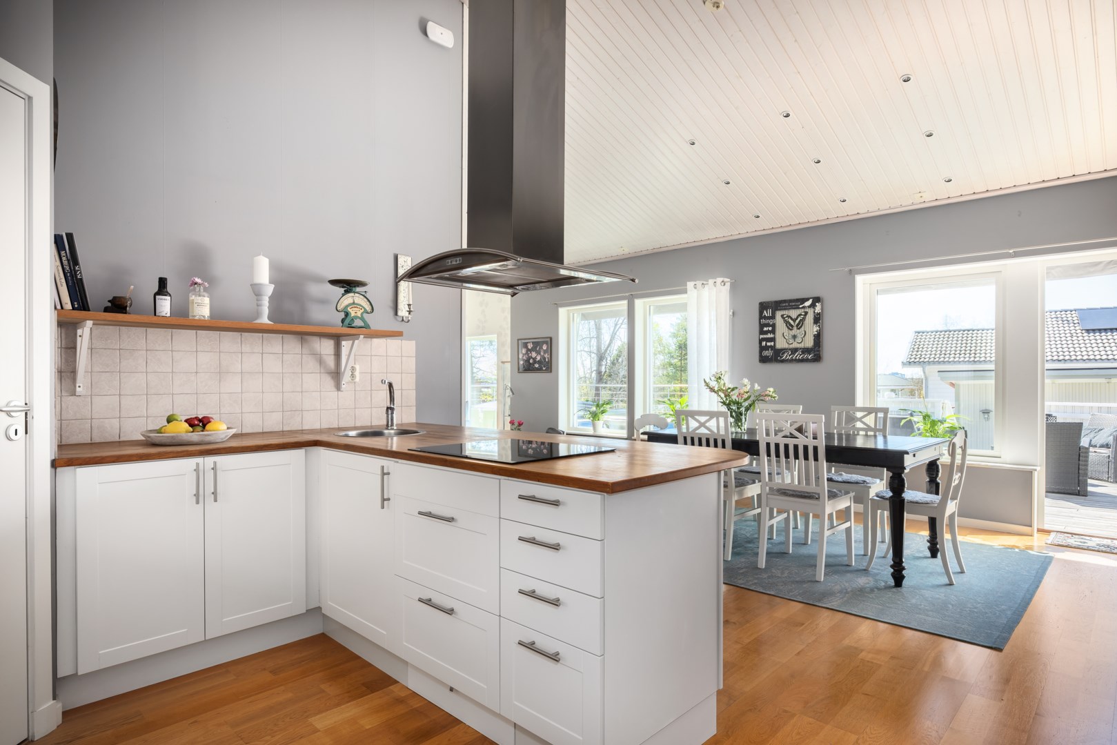 Bostadsbild från Prästbergsvägen 10, Såld i Lilla Björknäs, Nacka