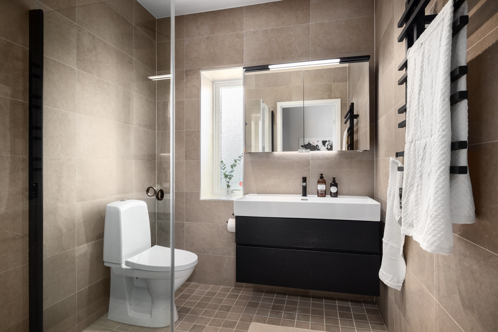 Bostadsbild från Prästbergsvägen 10, Såld i Lilla Björknäs, Nacka