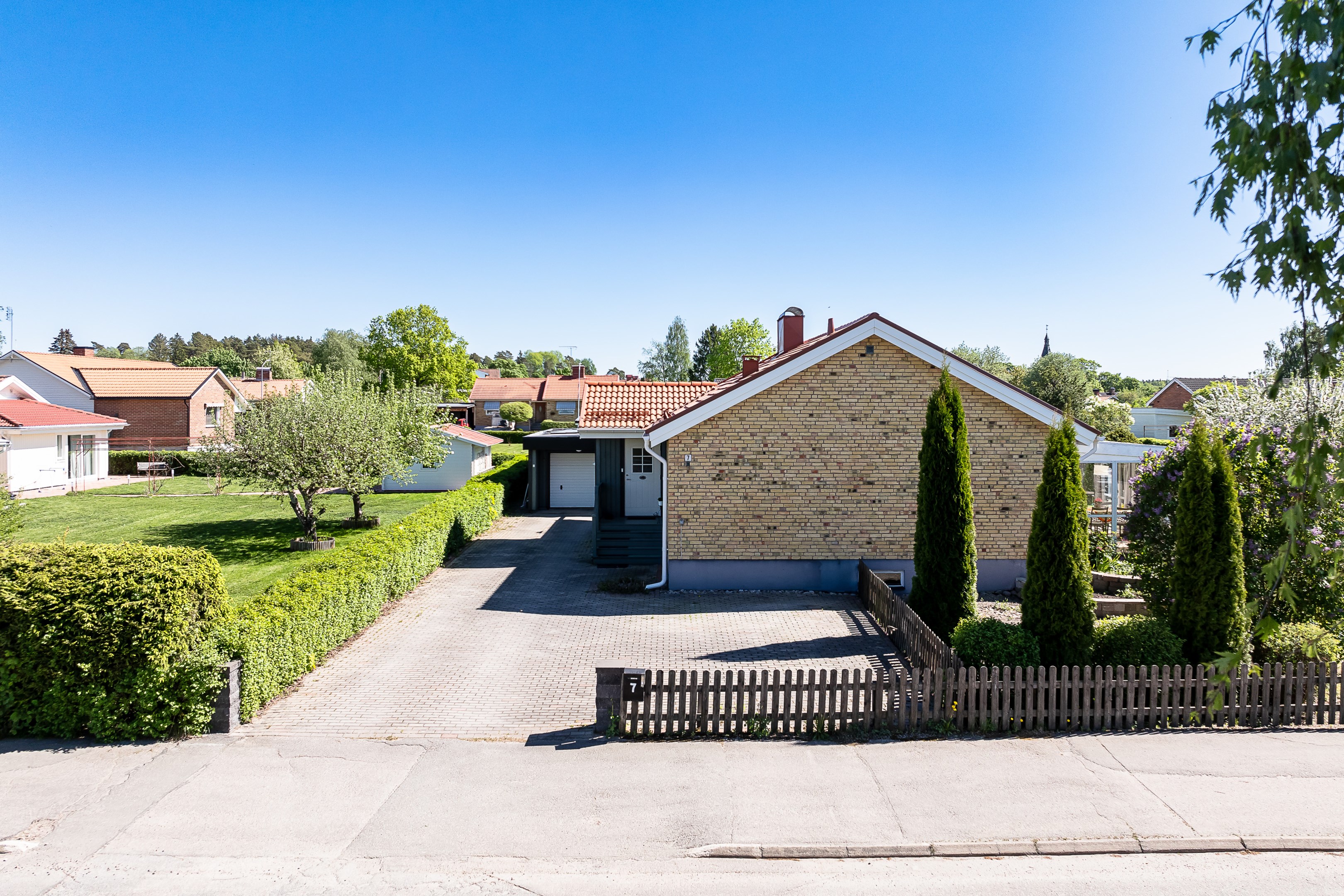 Bostadsbild från Vangsbyvägen 7, Såld i Vänge, Uppsala