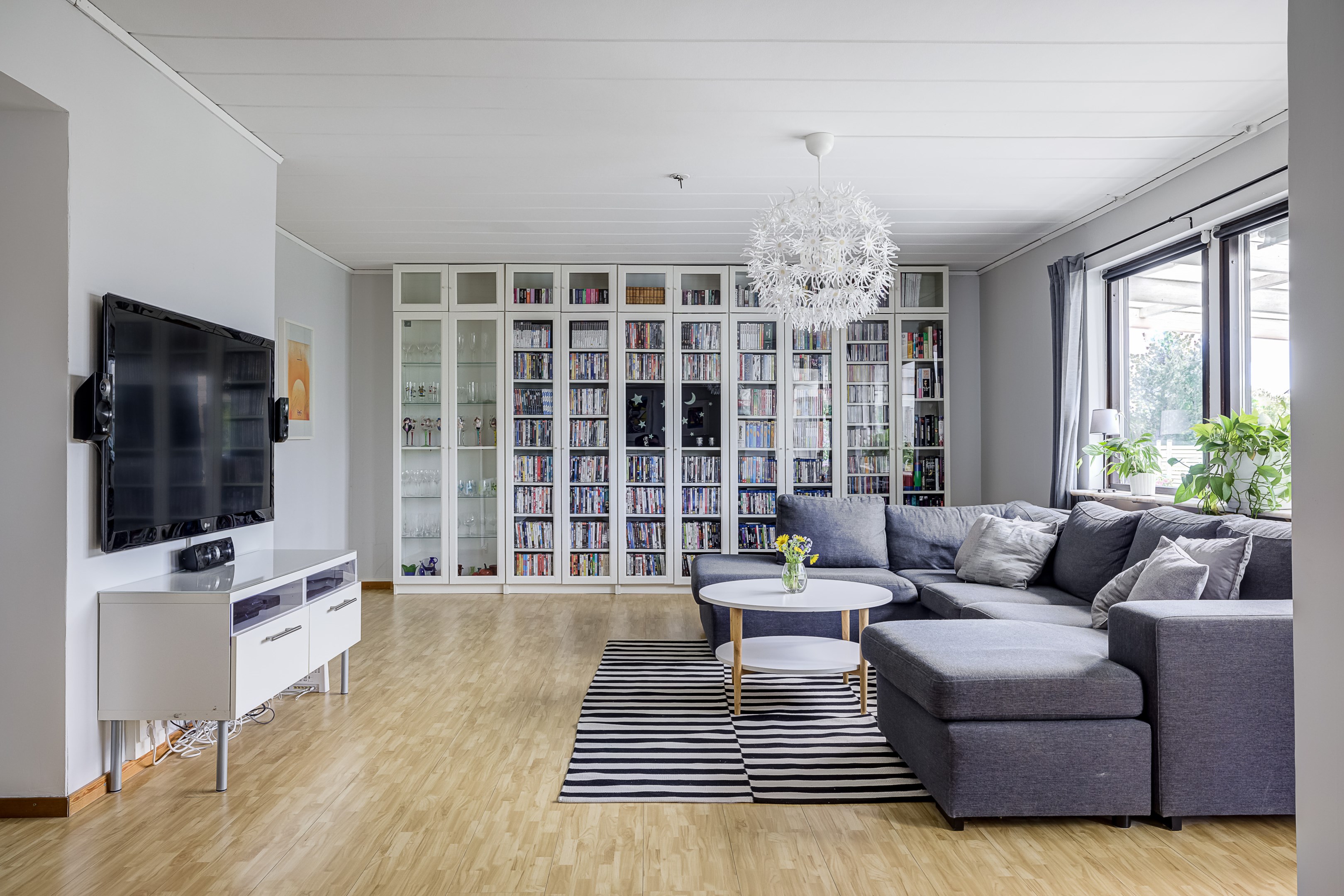 Bostadsbild från Vangsbyvägen 7, Såld i Vänge, Uppsala