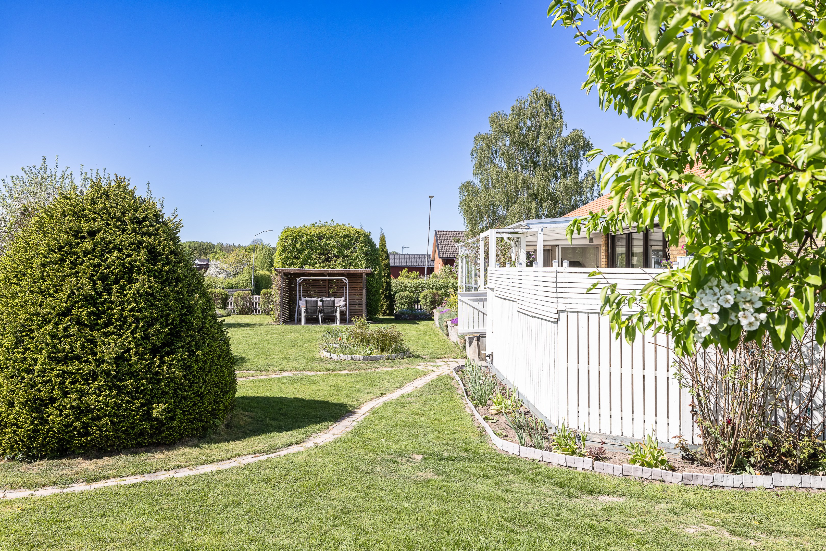 Bostadsbild från Vangsbyvägen 7, Såld i Vänge, Uppsala