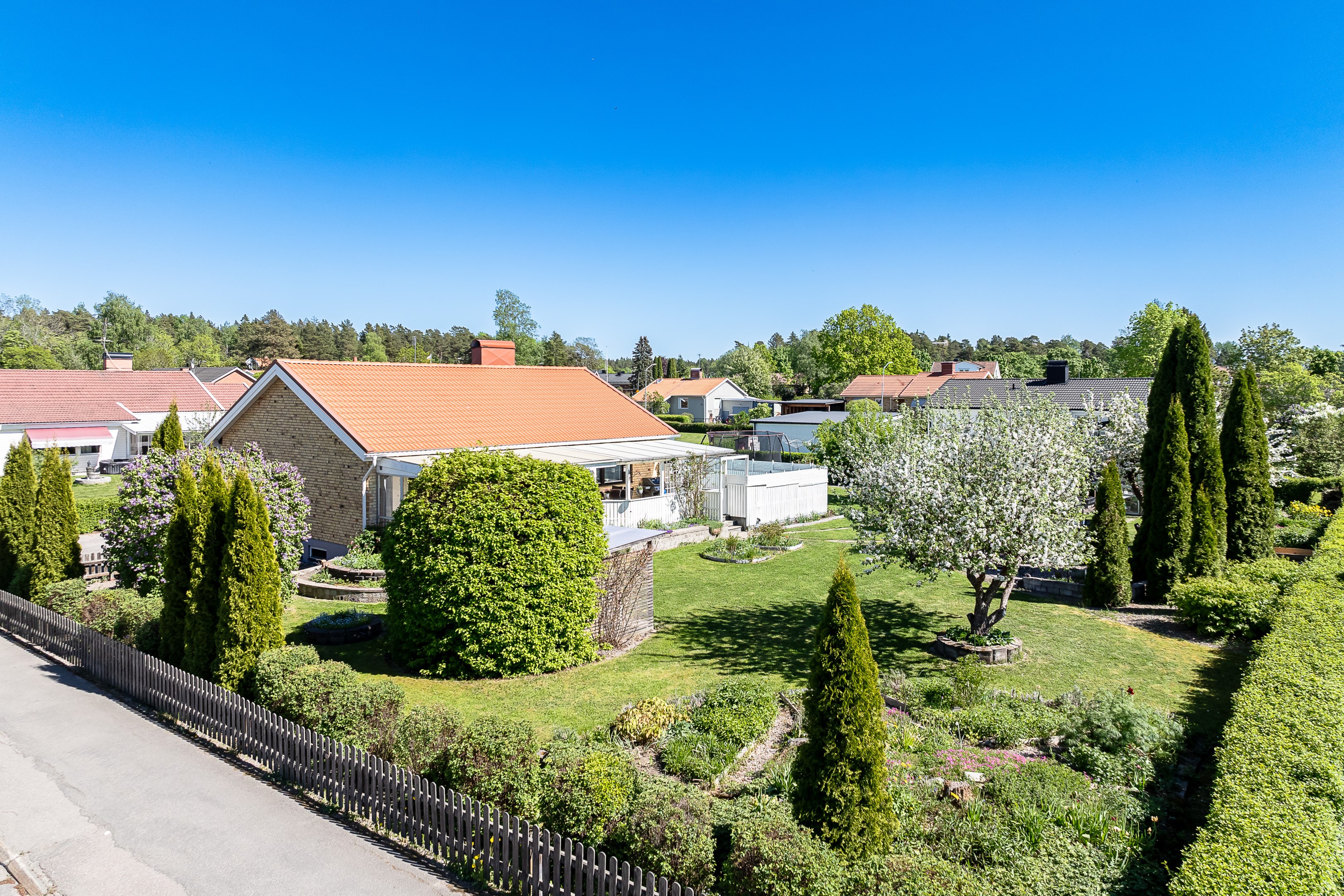 Bostadsbild från Vangsbyvägen 7, Såld i Vänge, Uppsala