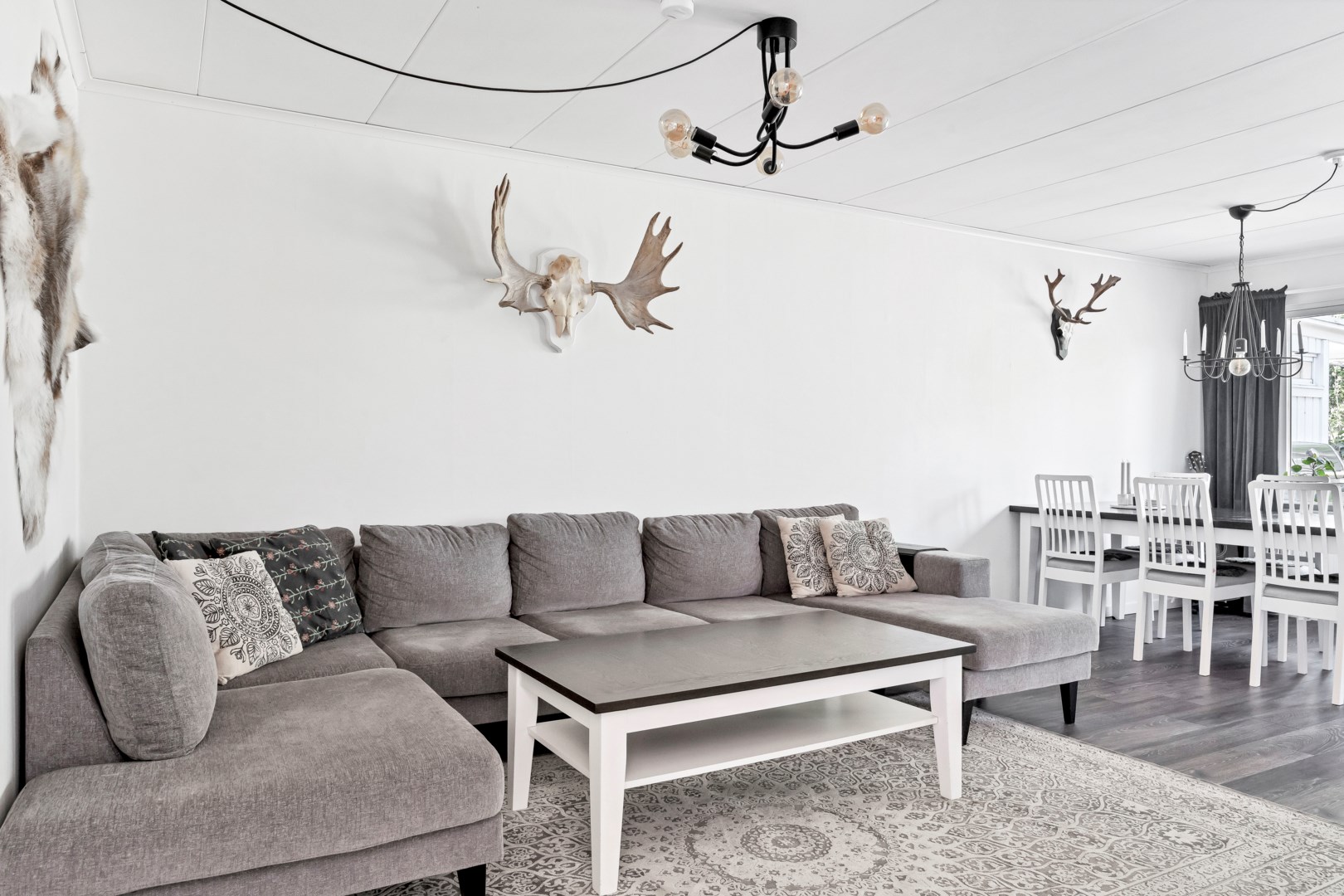 Bostadsbild från Arkitektvägen 22, Såld i Vänge, Uppsala