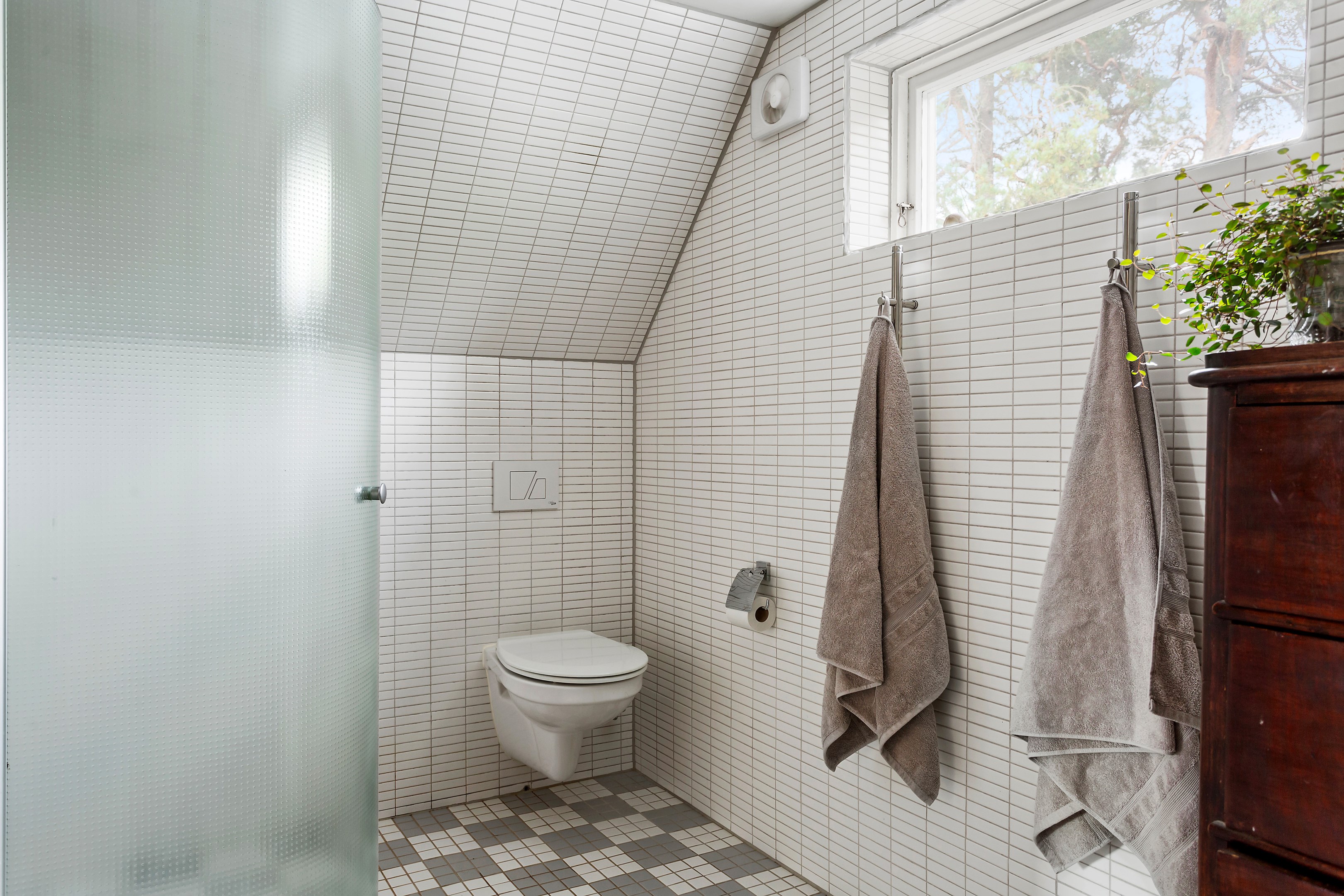 Bostadsbild från Mercuriusvägen 5, Såld i Björknäs, Nacka