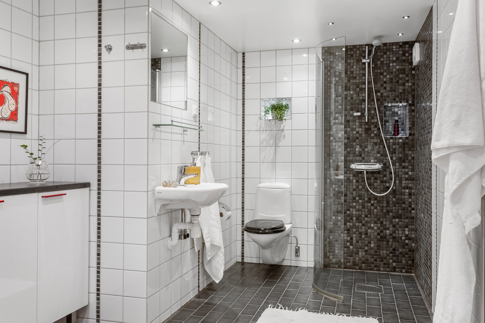 Bostadsbild från Mercuriusvägen 5, Såld i Björknäs, Nacka