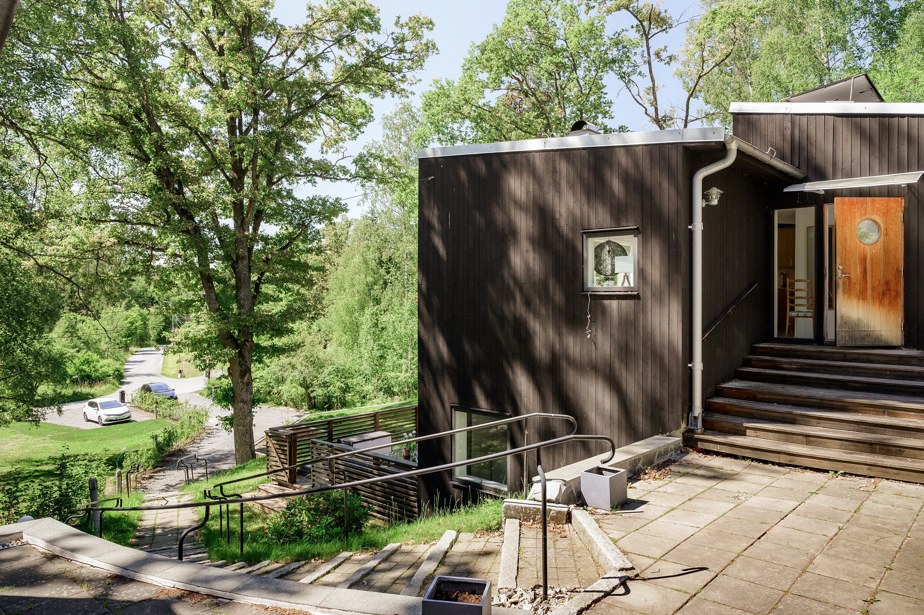 Bostadsbild från Storsvängen 21, Såld i Gustavsvik, Nacka