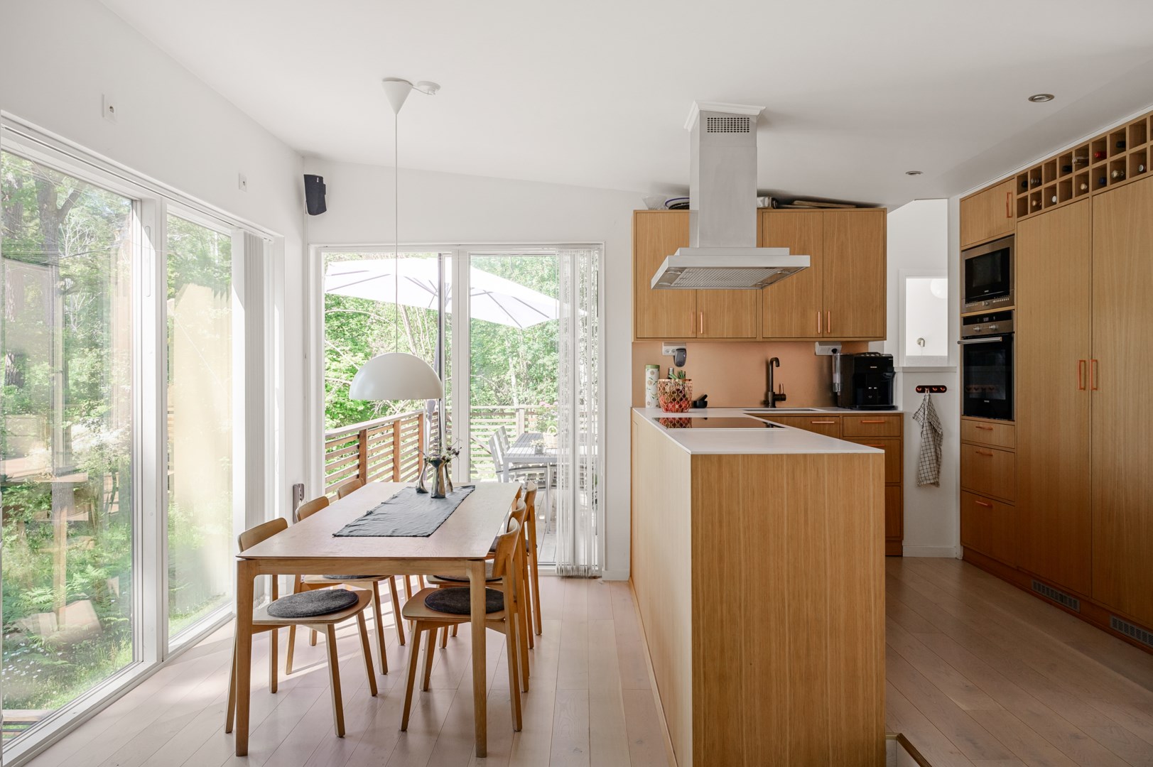 Bostadsbild från Storsvängen 21, Såld i Gustavsvik, Nacka