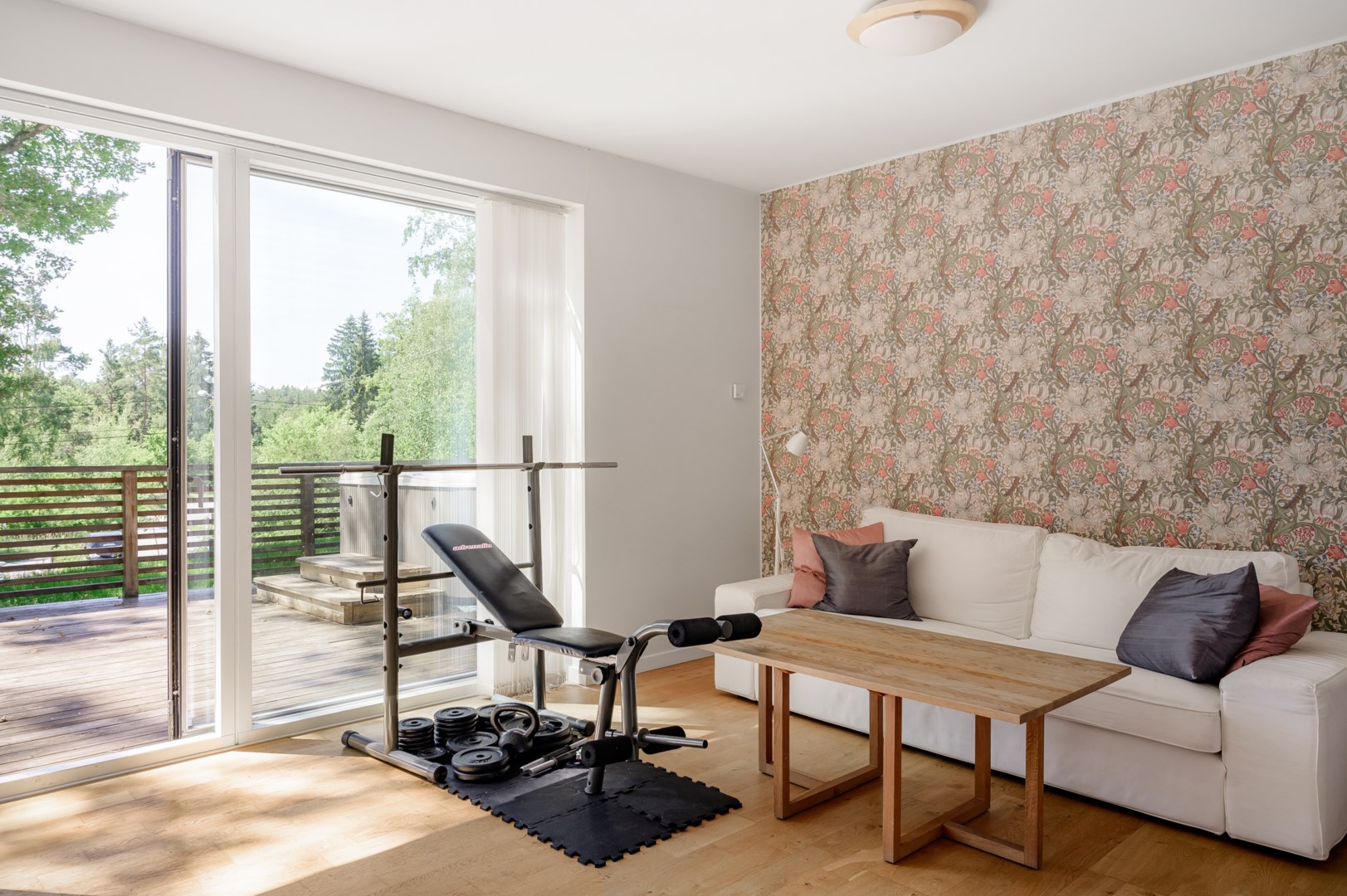 Bostadsbild från Storsvängen 21, Såld i Gustavsvik, Nacka