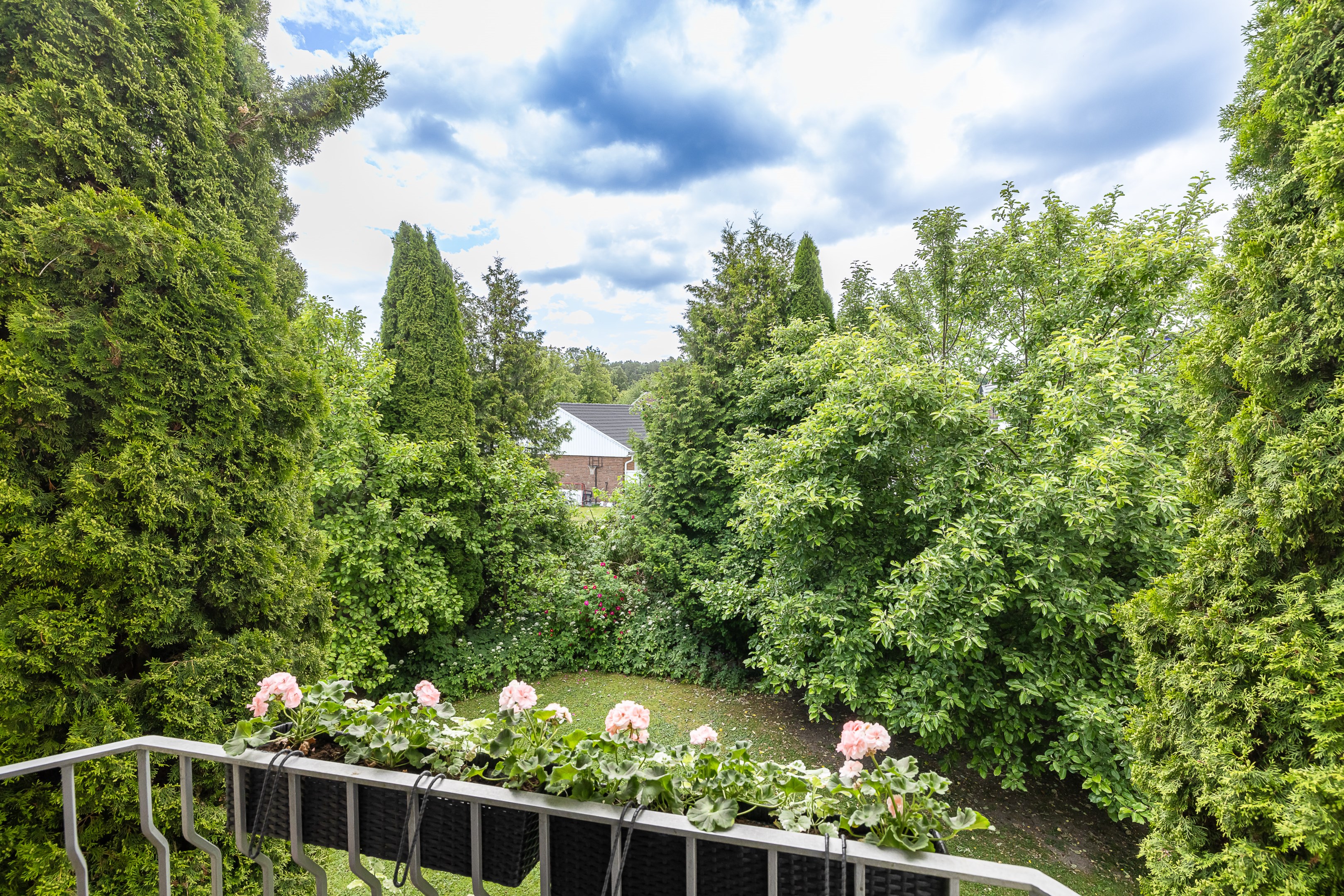 Bostadsbild från Doppingvägen 10, Såld i Sunnersta, Uppsala