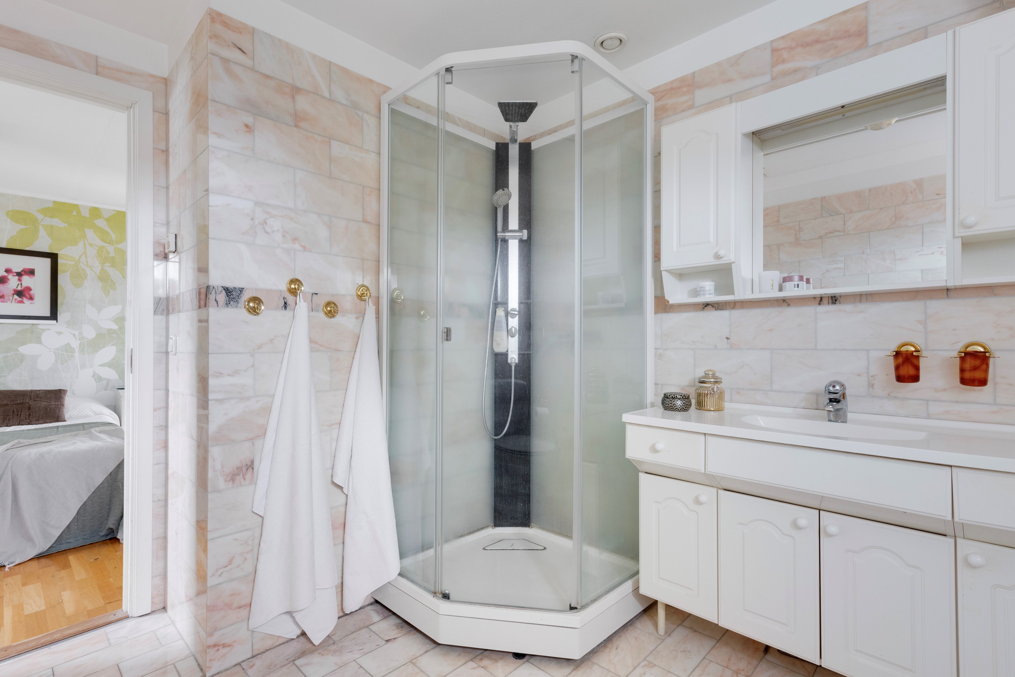 Bostadsbild från Doppingvägen 10, Såld i Sunnersta, Uppsala