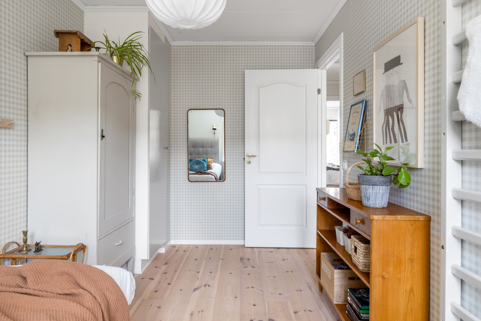 Bostadsbild från Eriksbergsvägen 17C, Såld i Sommarro, Uppsala