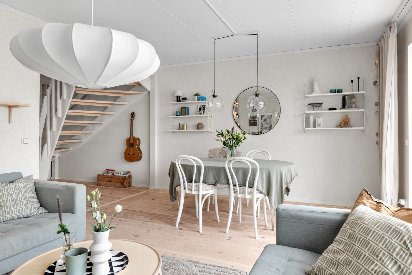 Bostadsbild från Eriksbergsvägen 17C, Såld i Sommarro, Uppsala