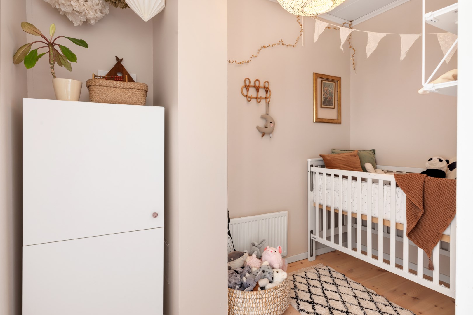 Bostadsbild från Eriksbergsvägen 17C, Såld i Sommarro, Uppsala