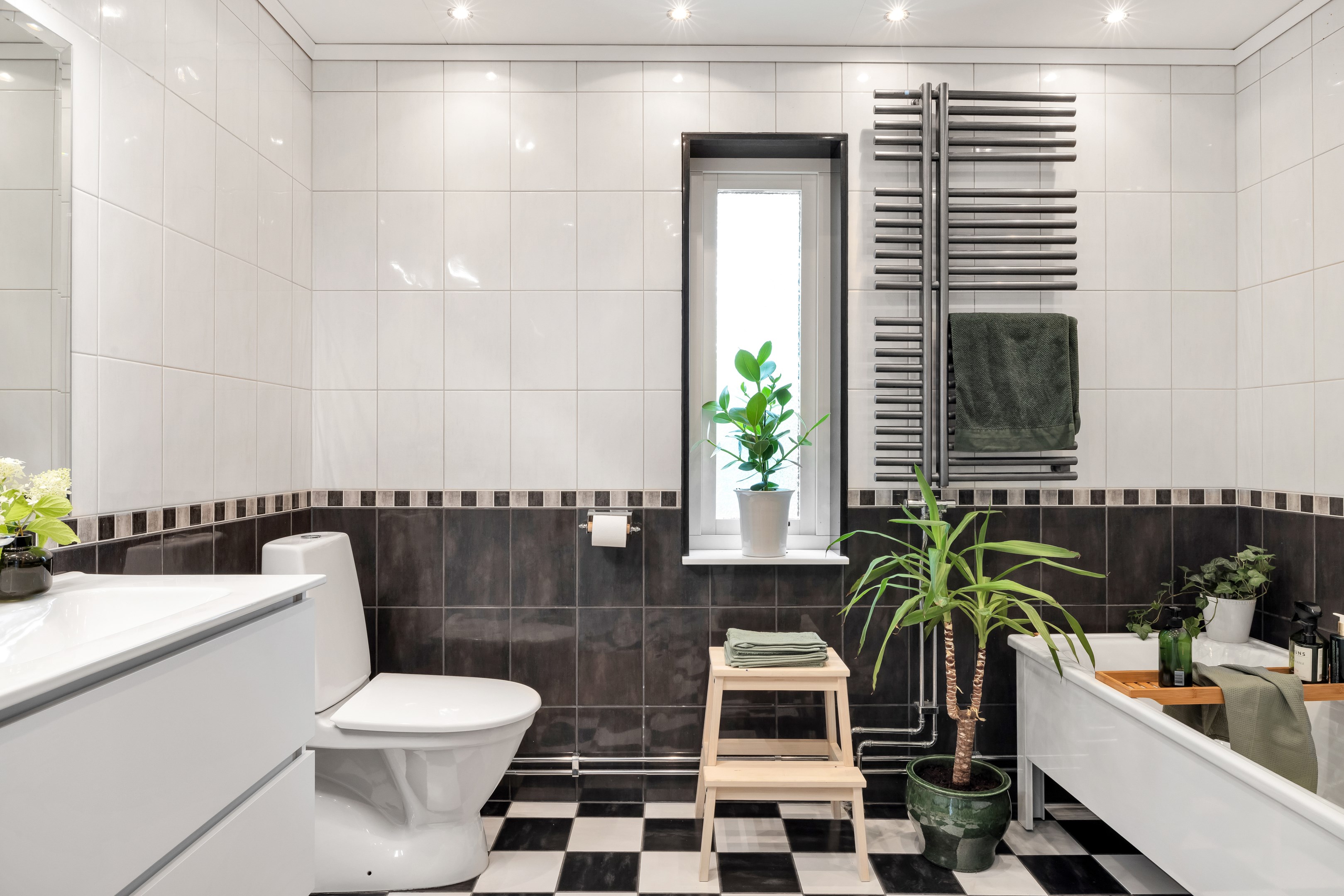 Bostadsbild från Eriksbergsvägen 17C, Såld i Sommarro, Uppsala