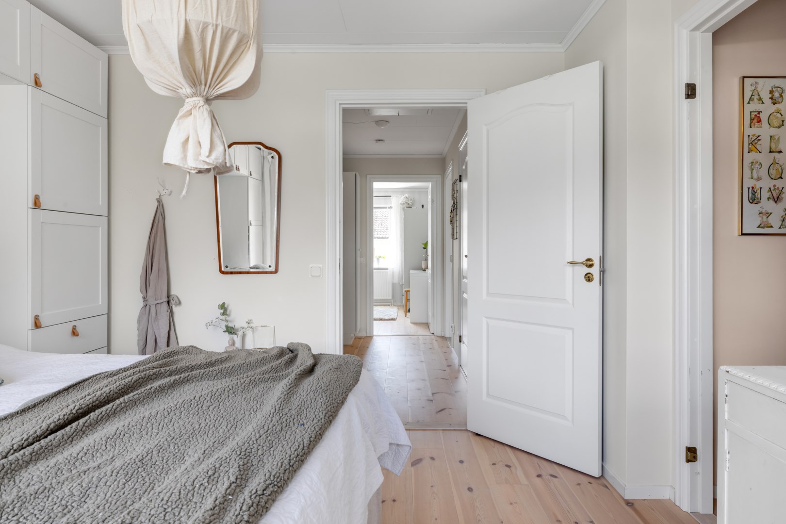 Bostadsbild från Eriksbergsvägen 17C, Såld i Sommarro, Uppsala