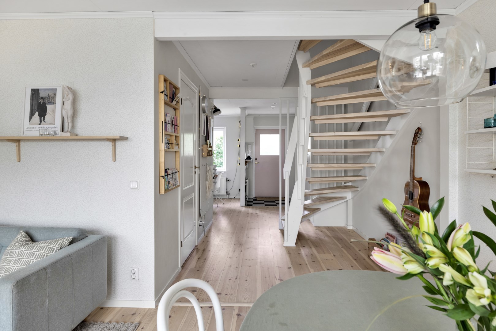 Bostadsbild från Eriksbergsvägen 17C, Såld i Sommarro, Uppsala