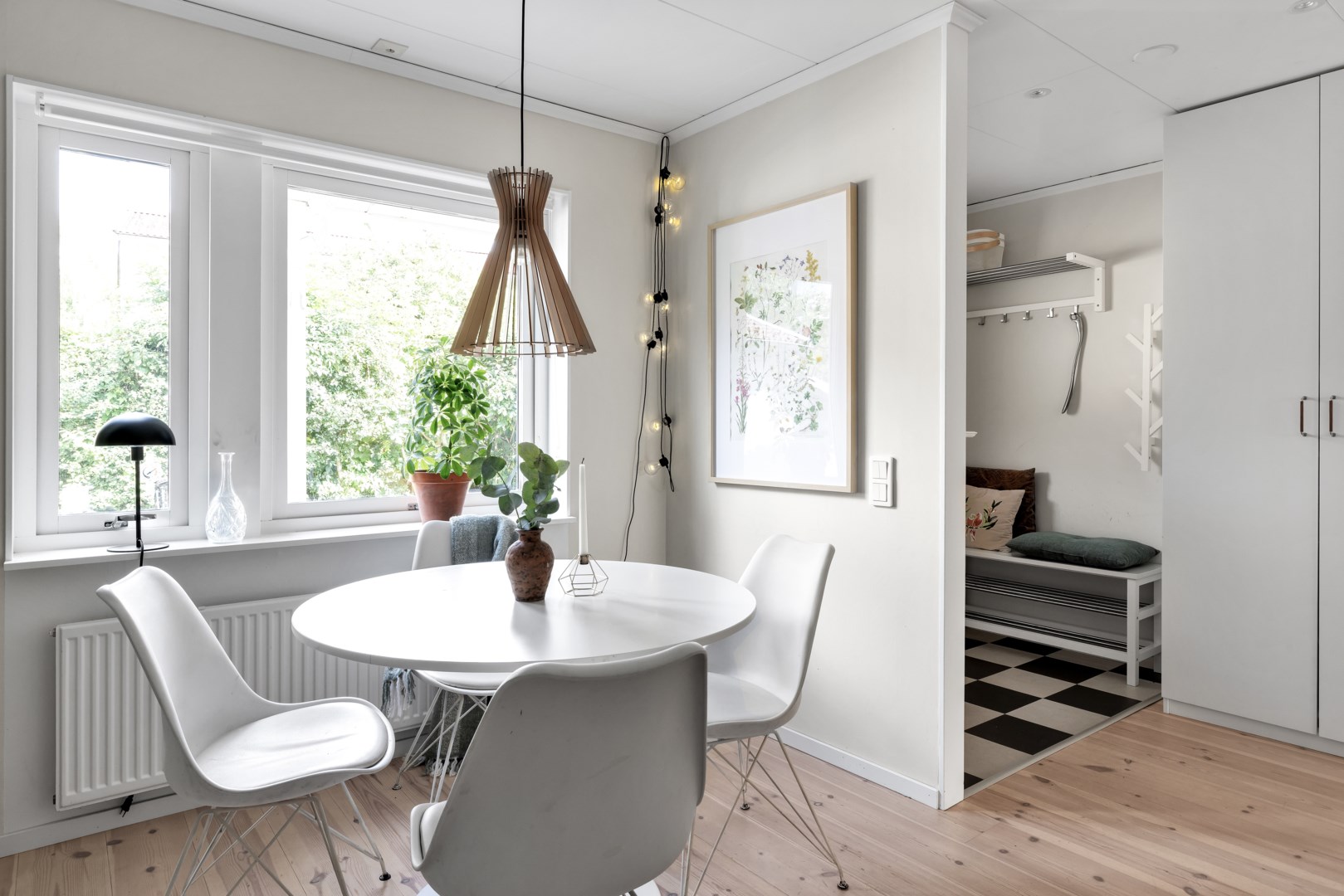 Bostadsbild från Eriksbergsvägen 17C, Såld i Sommarro, Uppsala