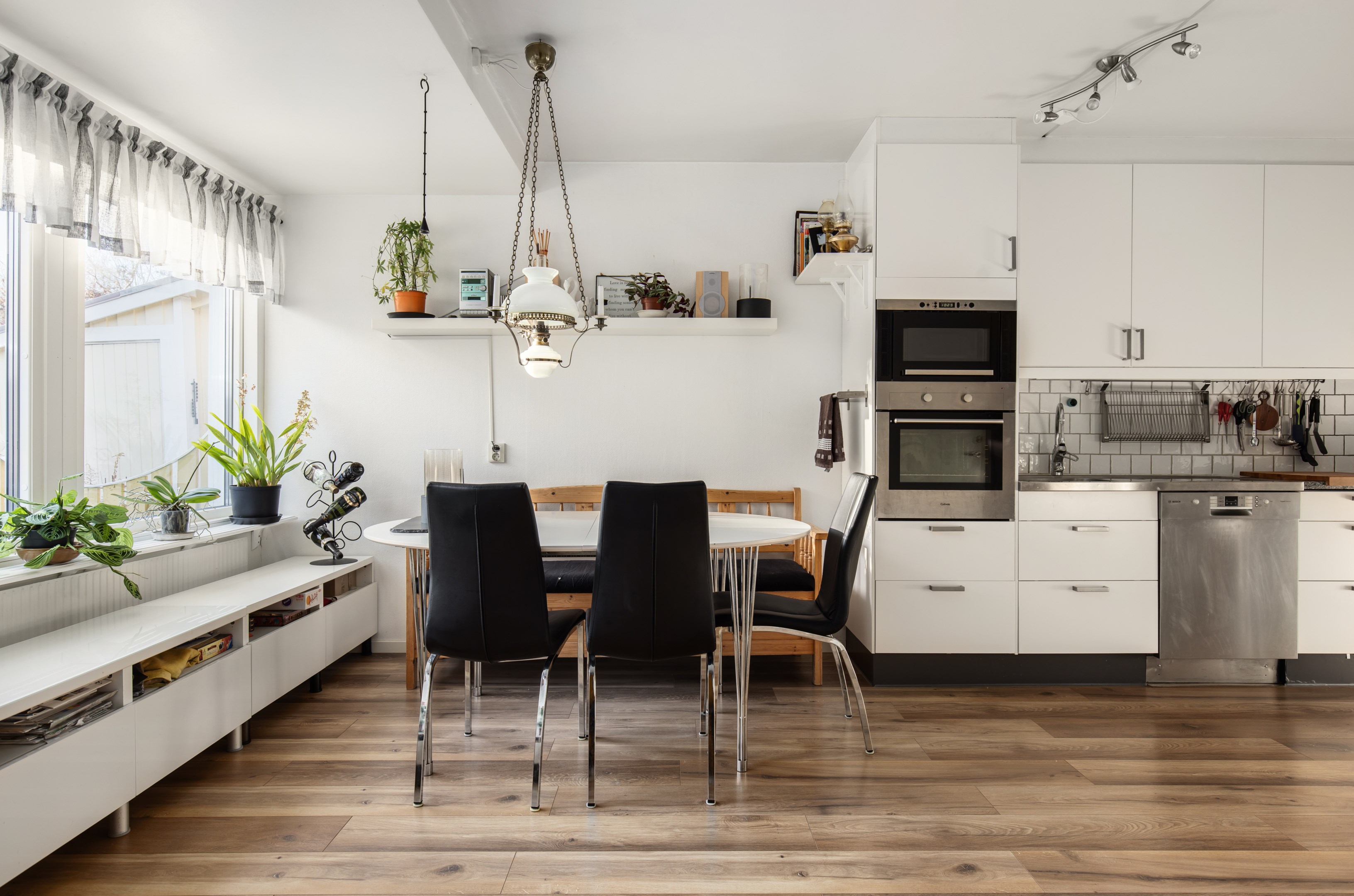 Bostadsbild från Sandholmsvägen 15, Till salu i Östra Orminge, Nacka