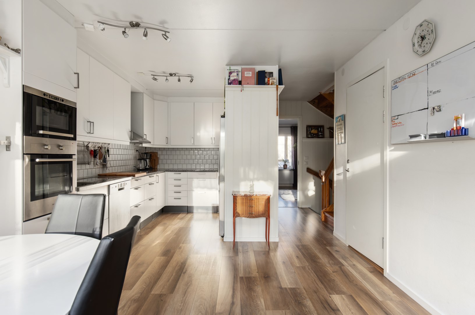 Bostadsbild från Sandholmsvägen 15, Till salu i Östra Orminge, Nacka