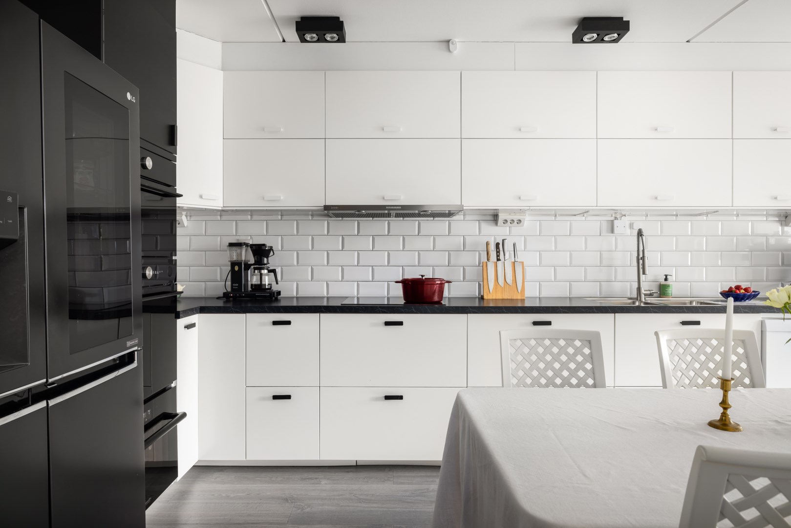 Bostadsbild från Norrholmsvägen 74, Såld i Östra Orminge, Nacka