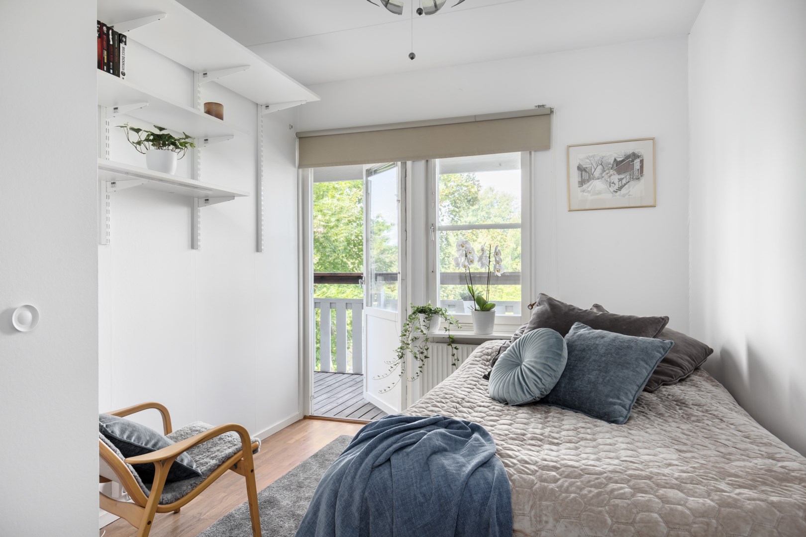 Bostadsbild från Norrholmsvägen 74, Såld i Östra Orminge, Nacka