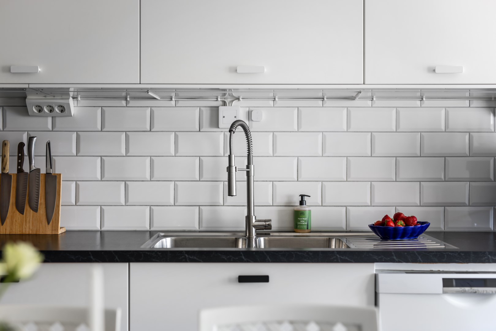 Bostadsbild från Norrholmsvägen 74, Såld i Östra Orminge, Nacka