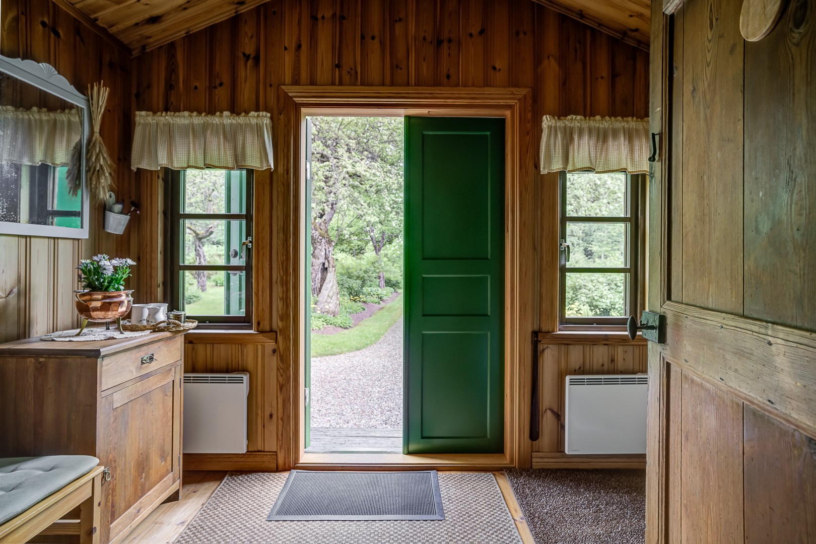 Bostadsbild från Skoklostervägen 40, Såld i Skokloster, Håbo