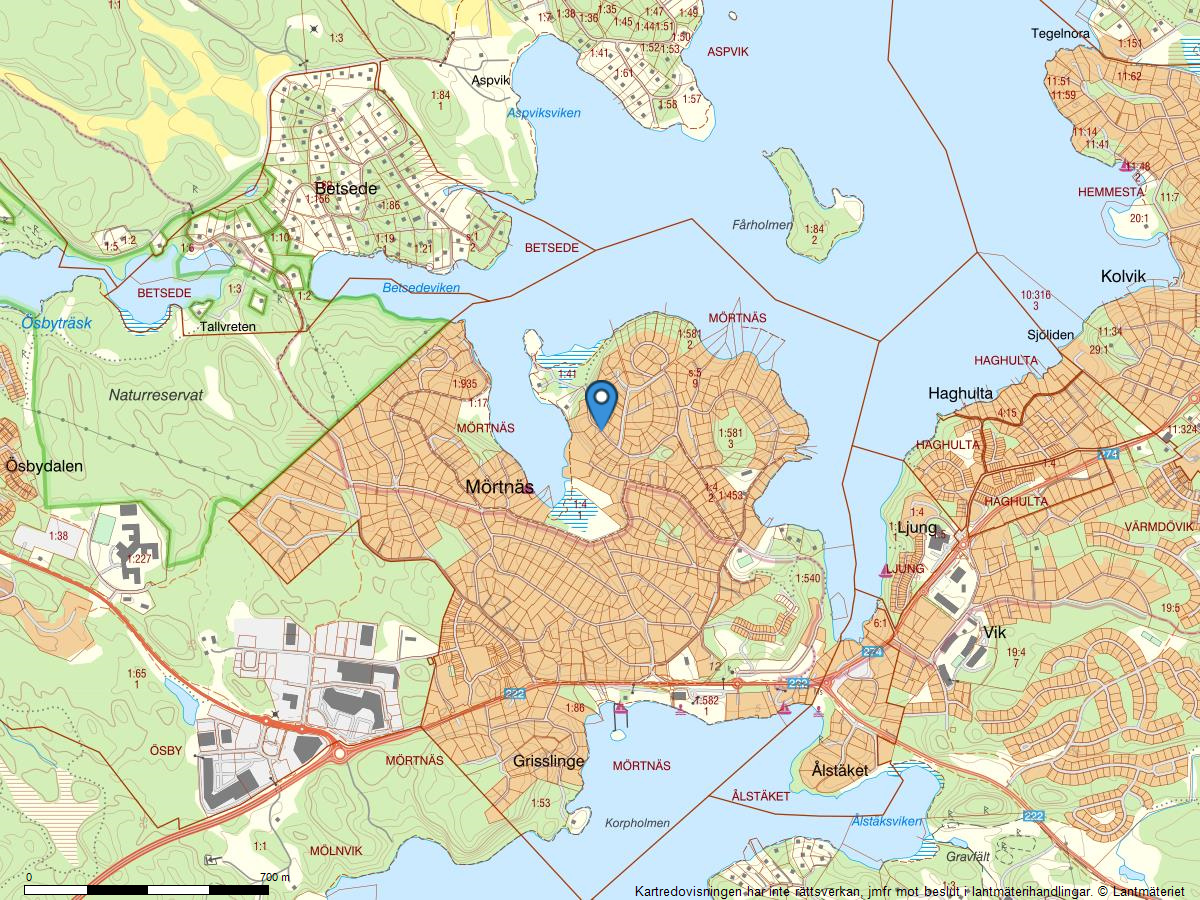 Naturnära läge med närhet till vatten och skärgård.