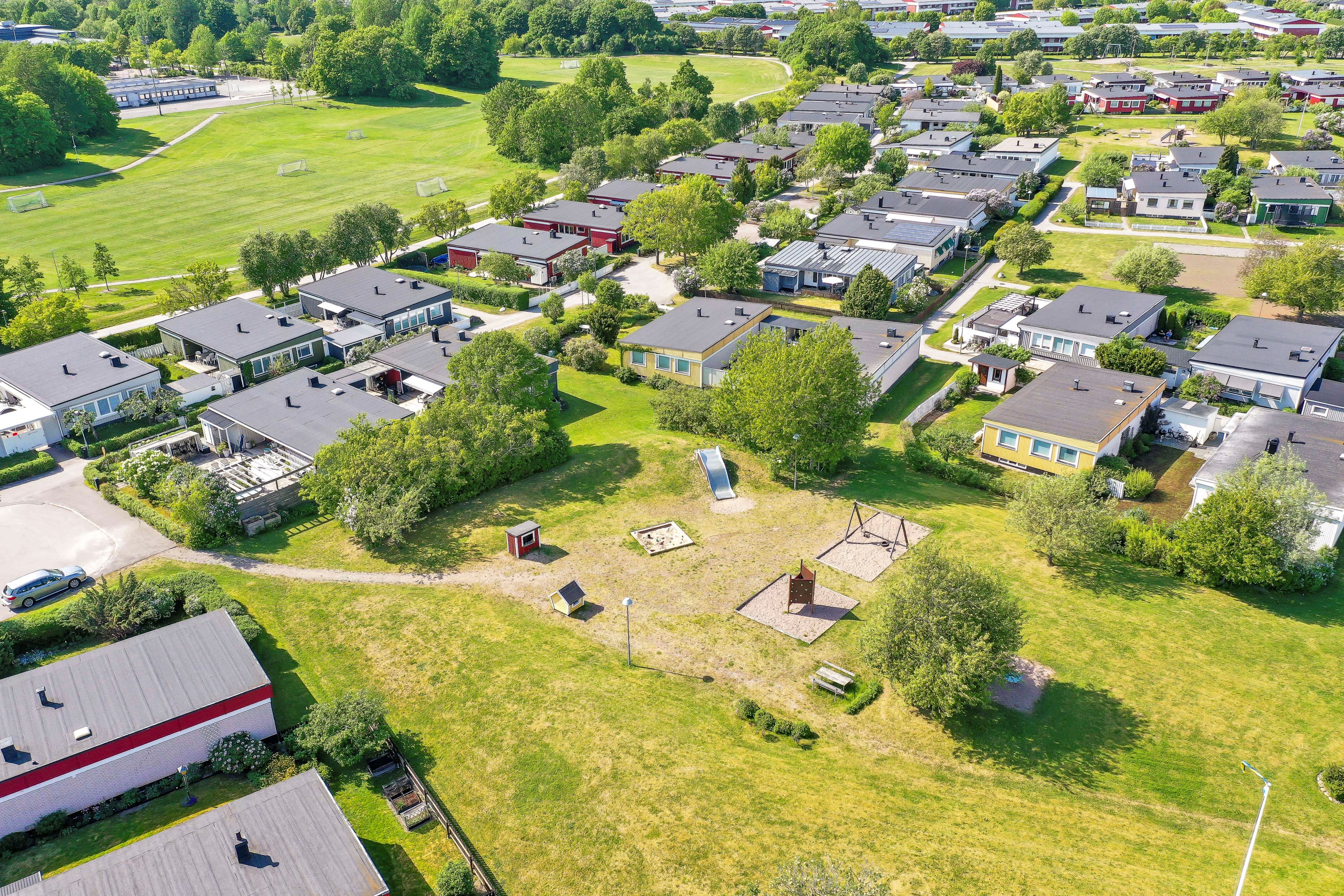 Bostadsbild från Timjansgatan 145, Såld i Årsta, Uppsala