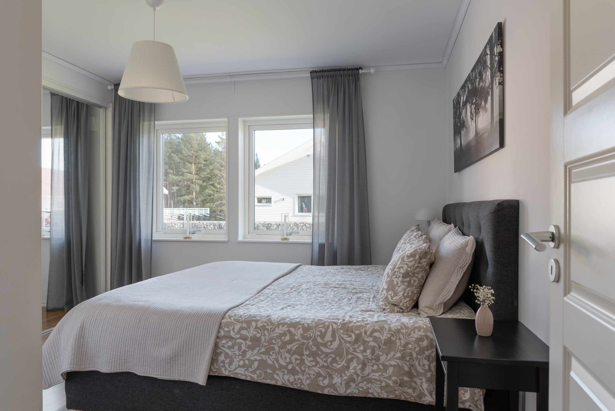 Bostadsbild från Skästa byväg 21, Till salu i Skästa, Västerås
