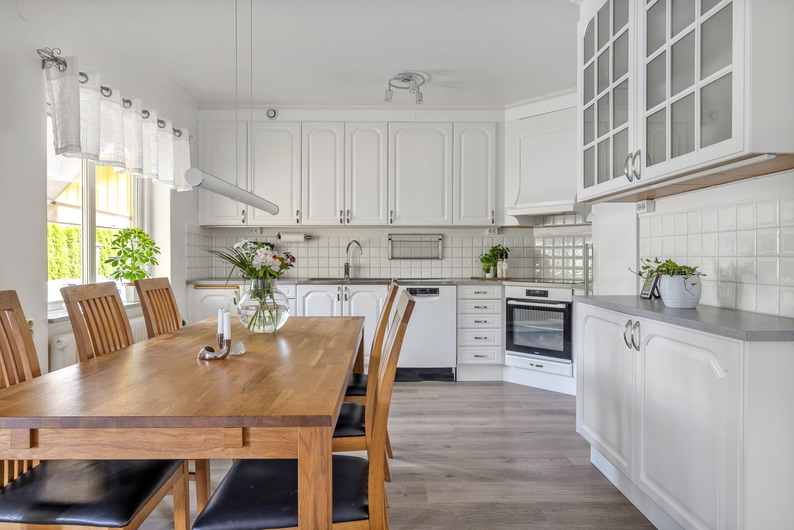 Bostadsbild från Bertilsvägen 12B, Såld i Berthåga, Uppsala