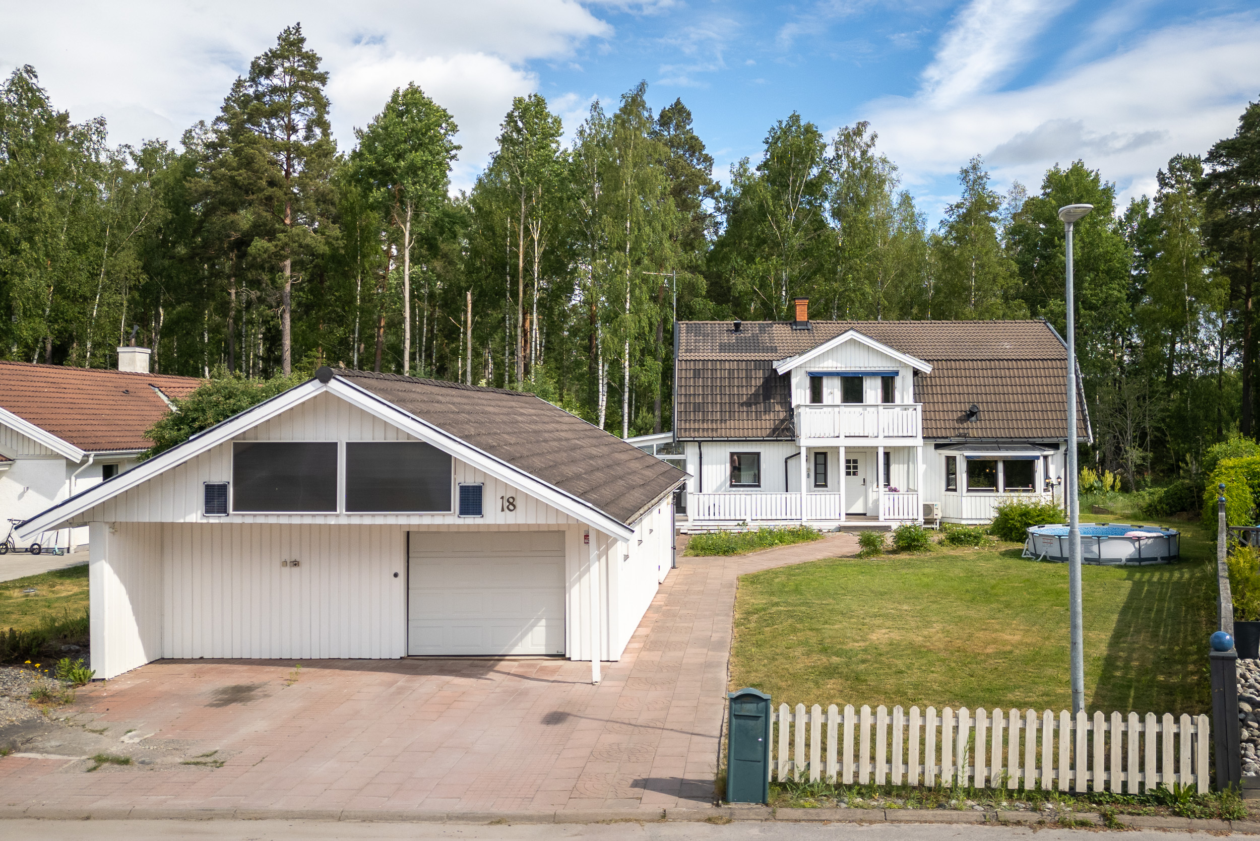 Bostadsbild från Brudslöjevägen 18, Såld i Gryta, Västerås