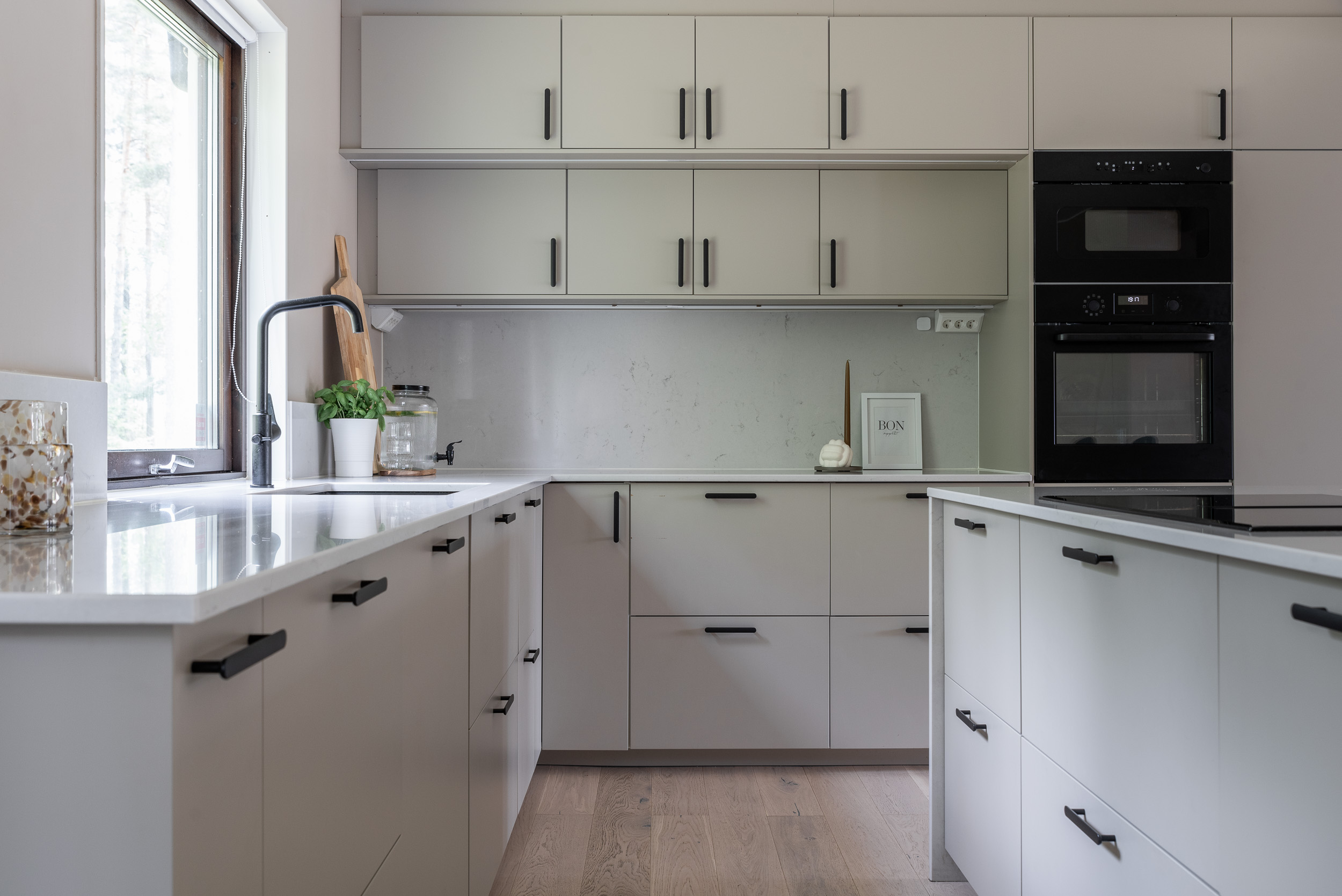 Bostadsbild från Brudslöjevägen 18, Såld i Gryta, Västerås