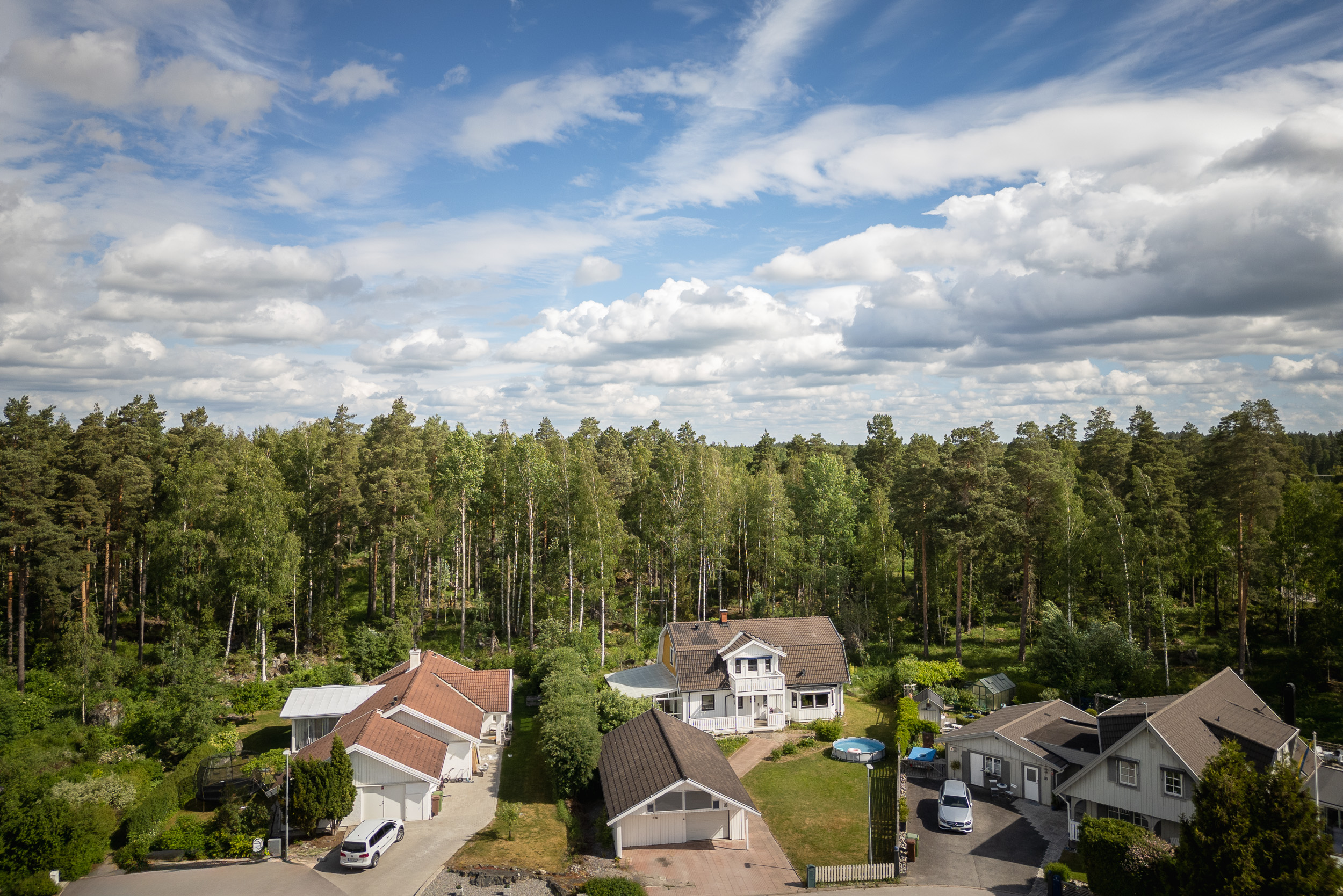 Bostadsbild från Brudslöjevägen 18, Såld i Gryta, Västerås