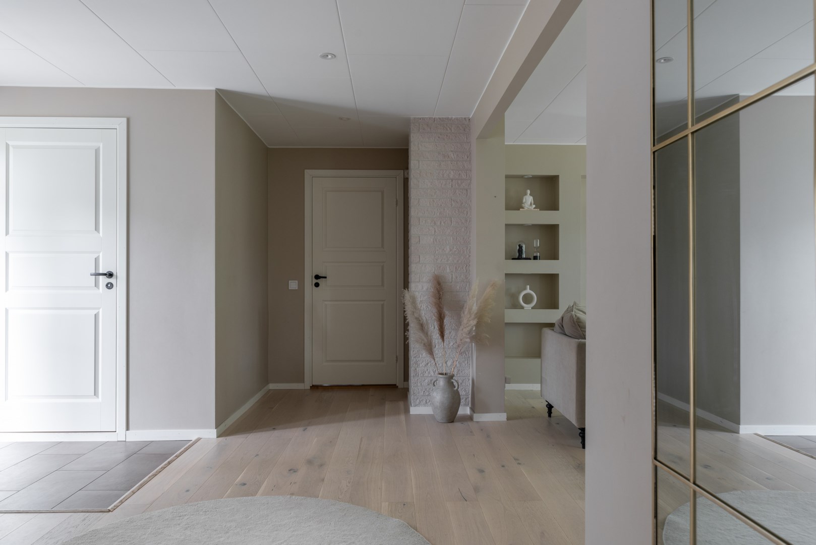 Bostadsbild från Brudslöjevägen 18, Såld i Gryta, Västerås