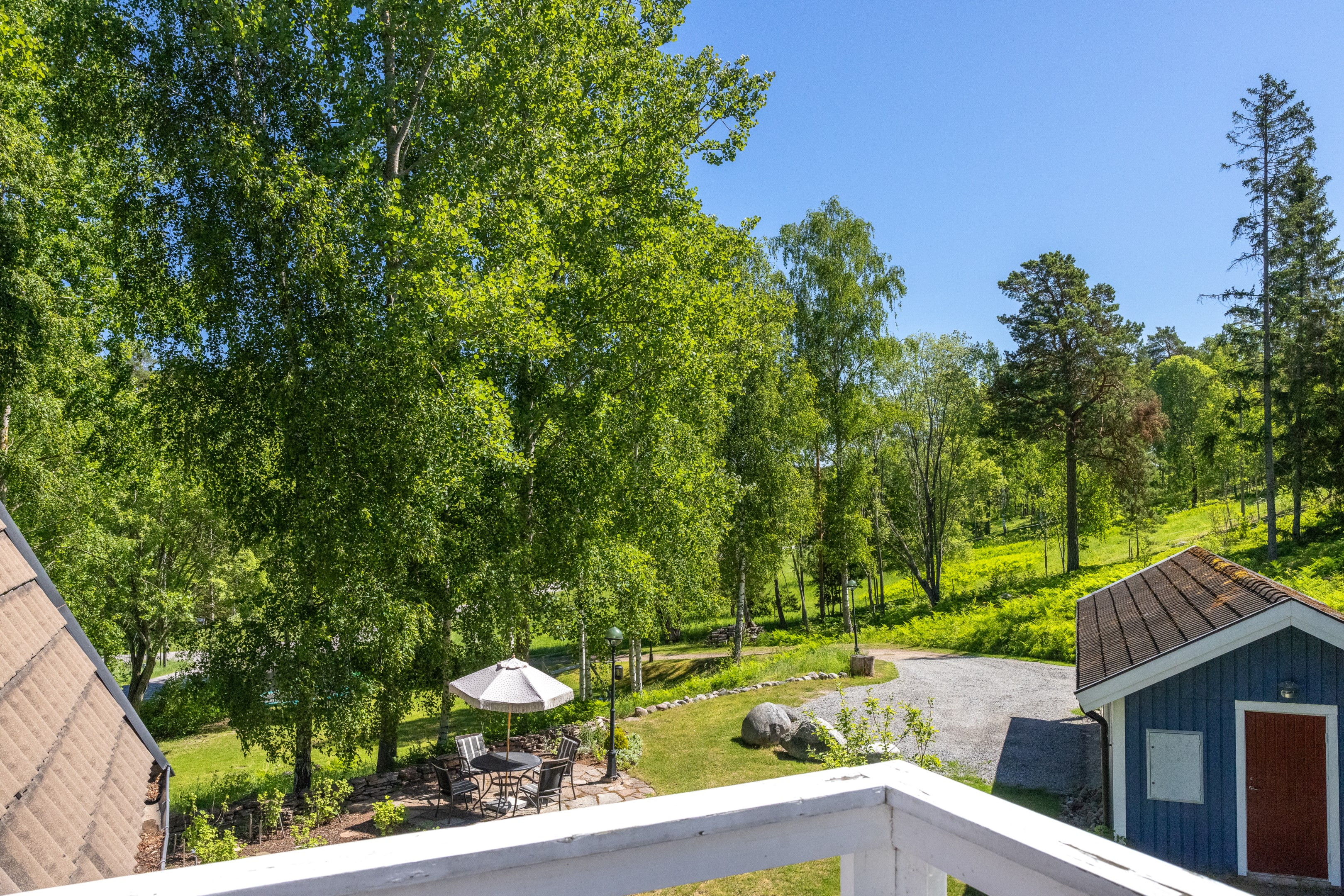 Utsikt mot sydost från balkongen
