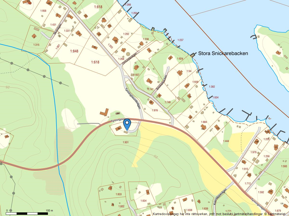 Närmsta badplats återfinns till höger i bild