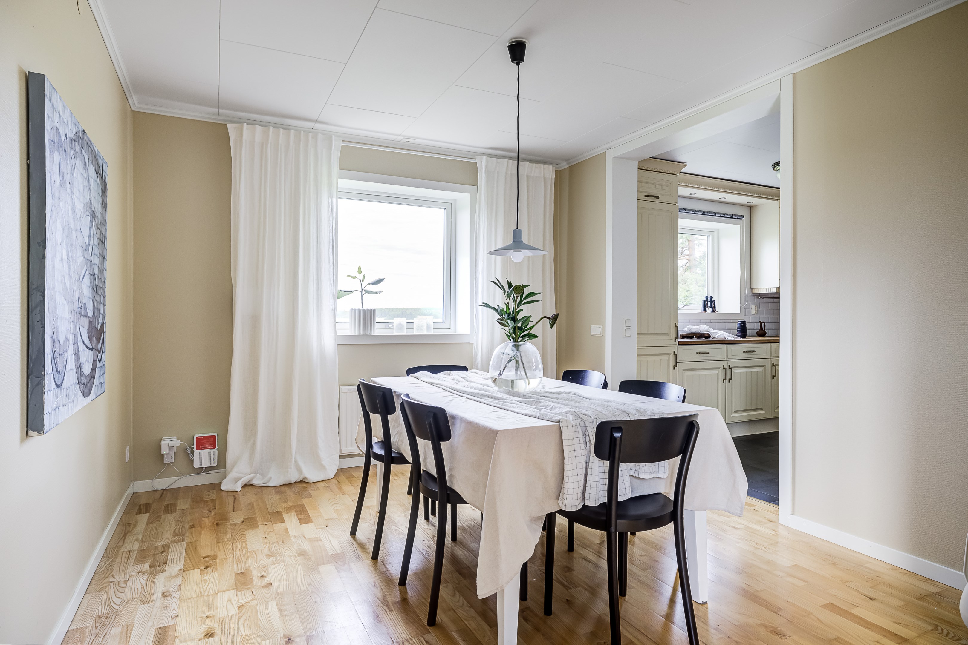 Bostadsbild från Vänge-Väsby Smedjetäppan 32, Såld i Vänge, Uppsala