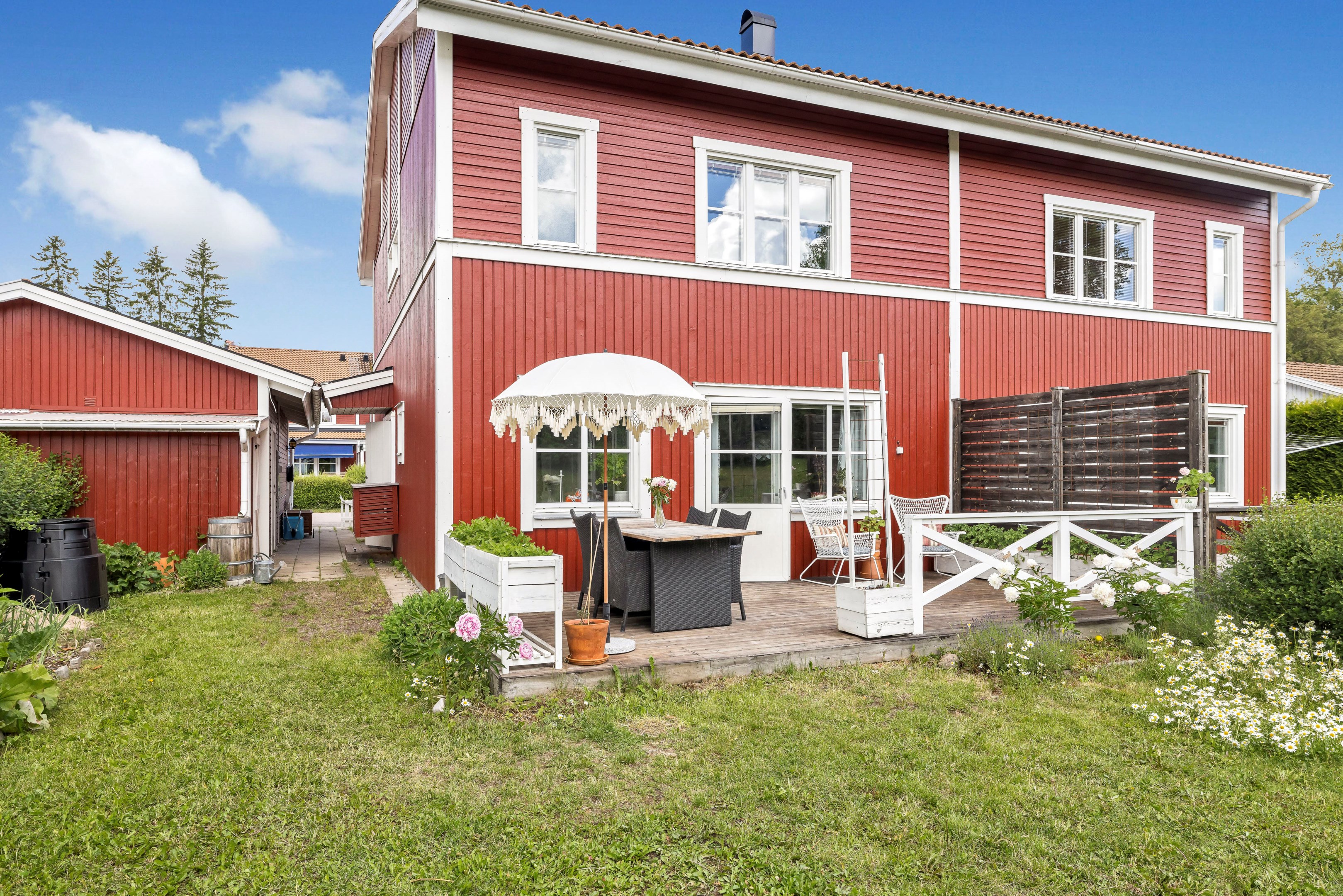 Bostadsbild från Markegångsvägen 16, Såld i Storvreta, Uppsala