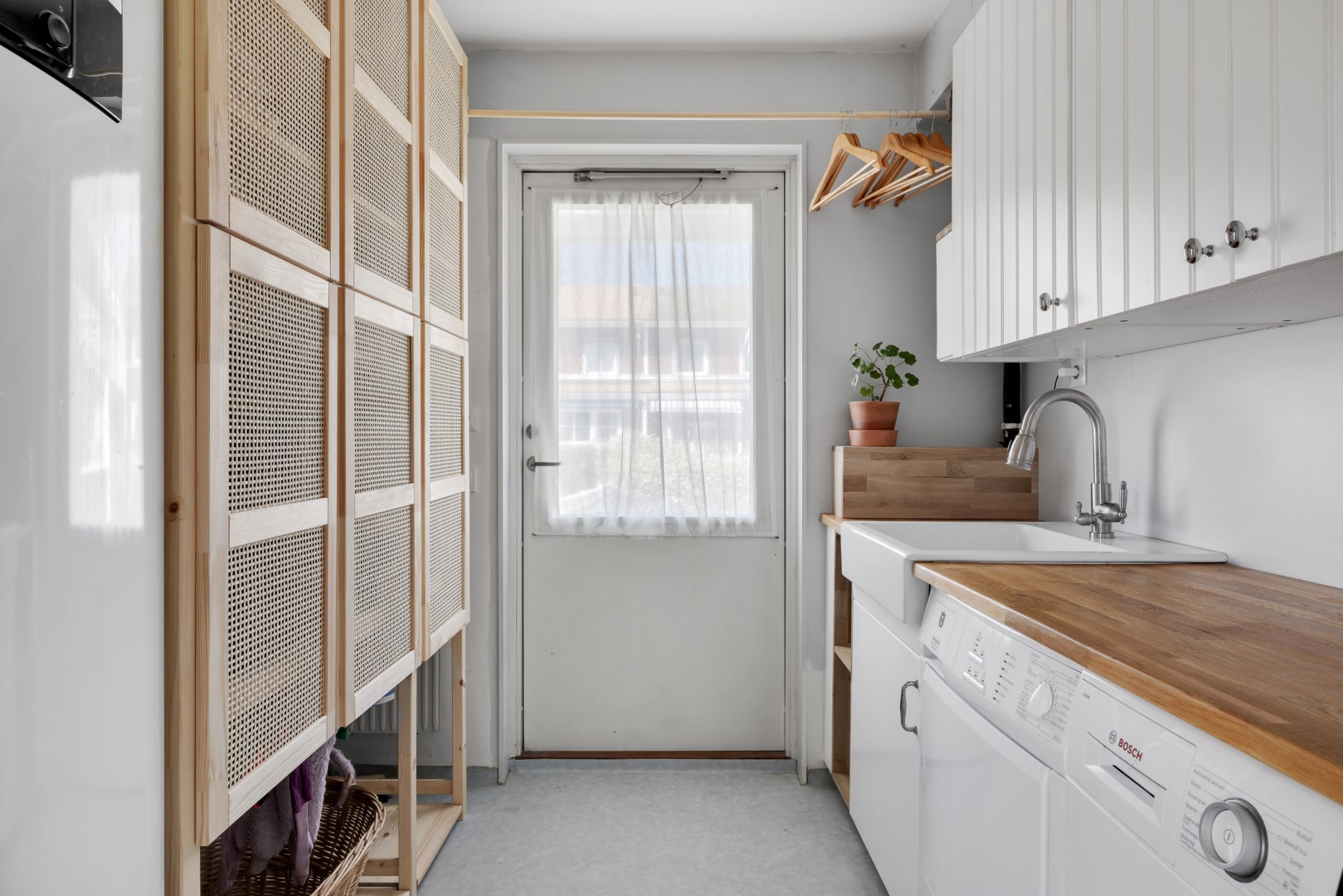 Bostadsbild från Markegångsvägen 16, Såld i Storvreta, Uppsala