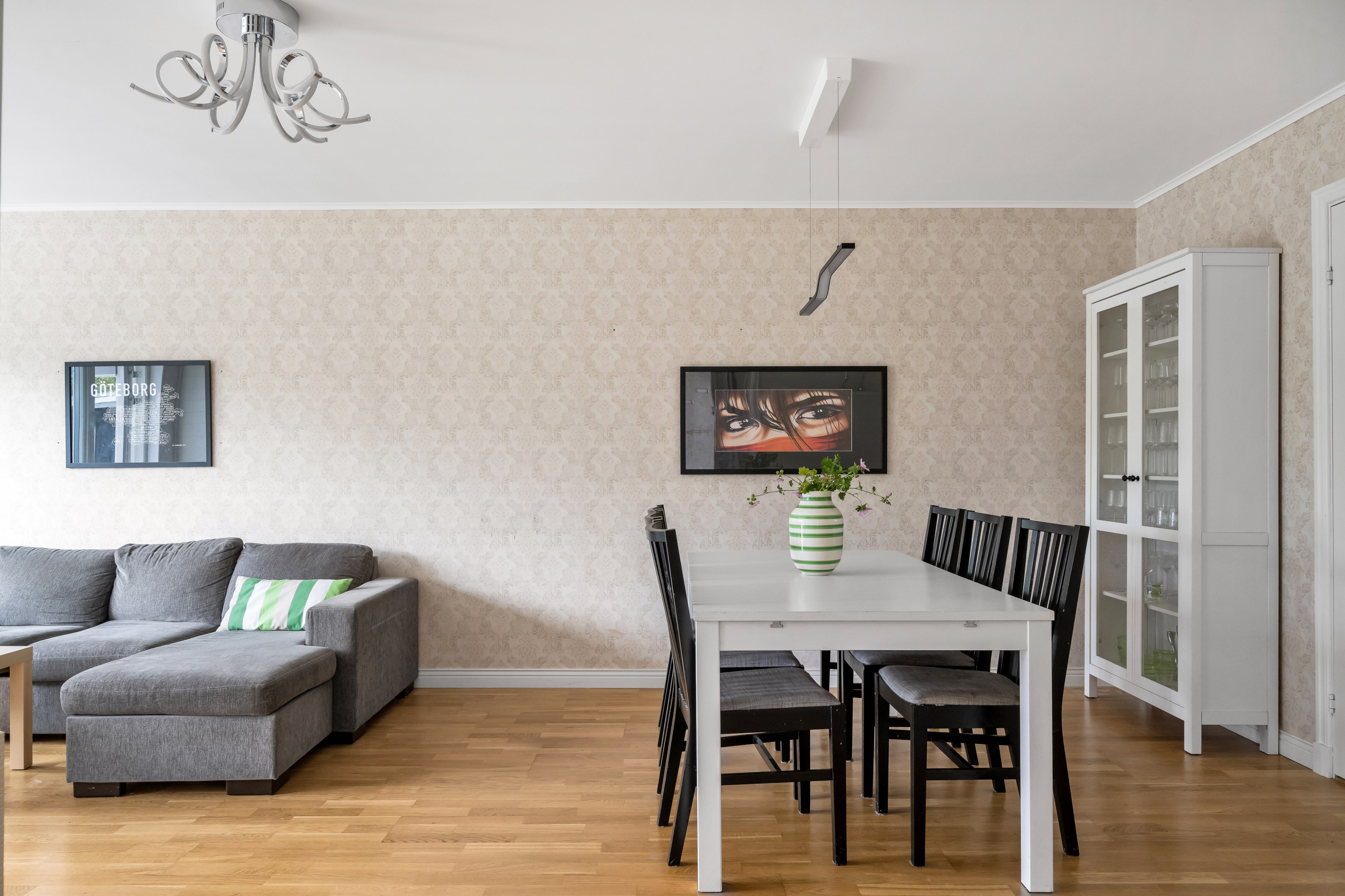 Bostadsbild från Astrakanvägen 3, Såld i Storvreta, Uppsala