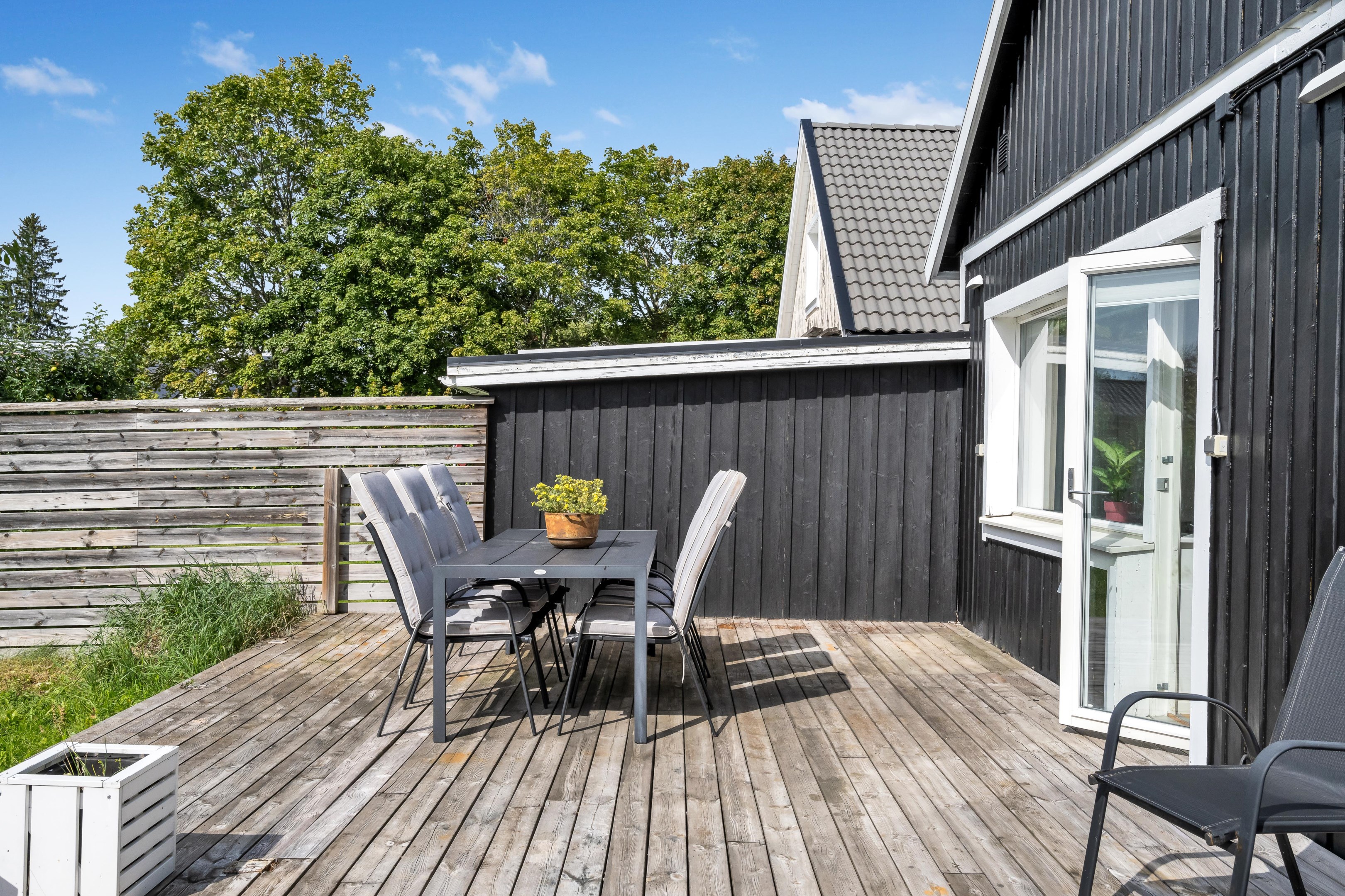 Bostadsbild från Astrakanvägen 3, Såld i Storvreta, Uppsala