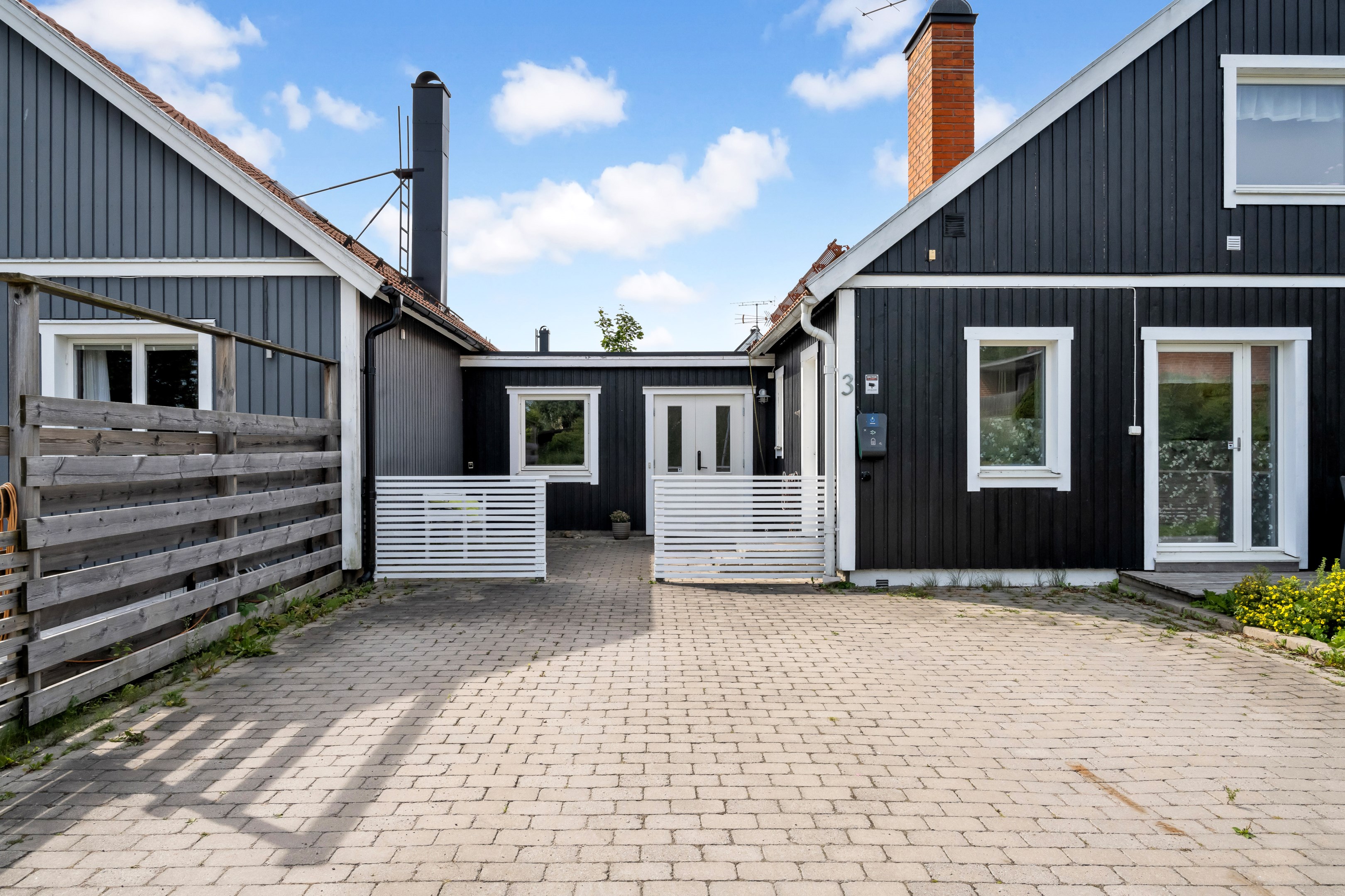 Bostadsbild från Astrakanvägen 3, Såld i Storvreta, Uppsala