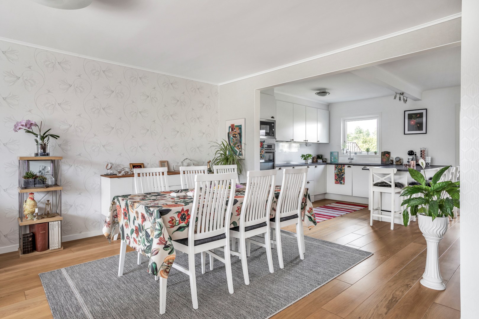 Bostadsbild från Flottiljgatan 18, Såld i Tunabackar, Uppsala