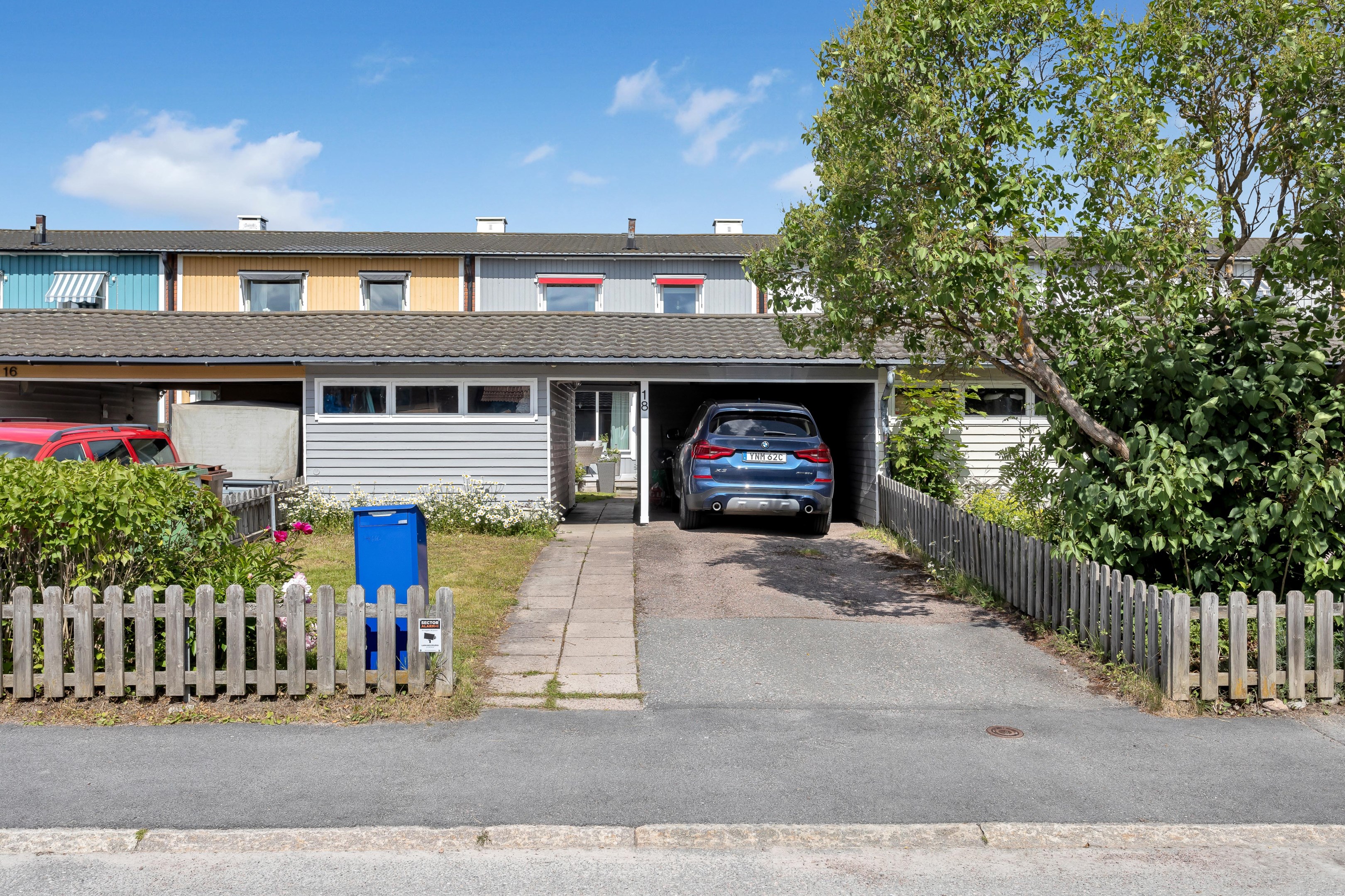 Bostadsbild från Flottiljgatan 18, Såld i Tunabackar, Uppsala
